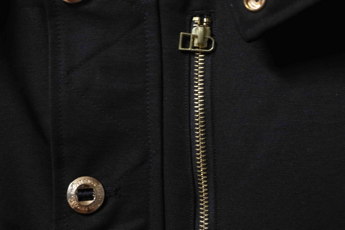Moose Knuckles 06 Gold Scissors Black Classic Down Jacket