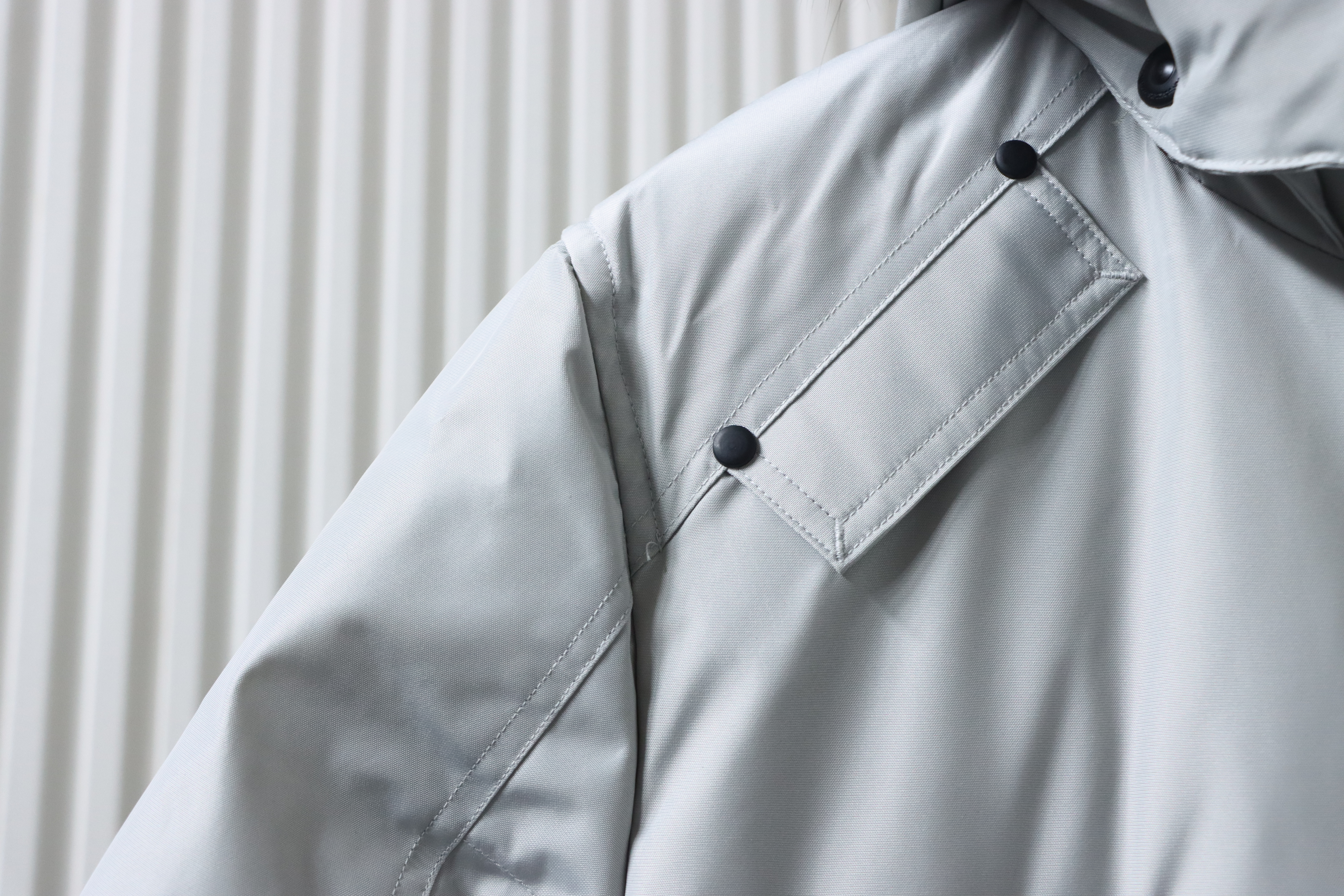 Moose Knuckles 07 Stirling Grey Classic Long Down Jacket