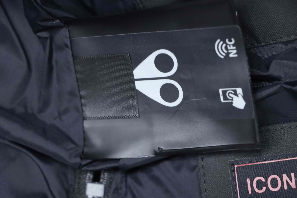 Moose Knuckles 11 Cloud Black Down Jacket