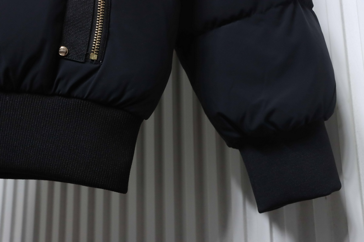 Moose Knuckles 12 Gold Scissors Black Double-Zip Down Jacket