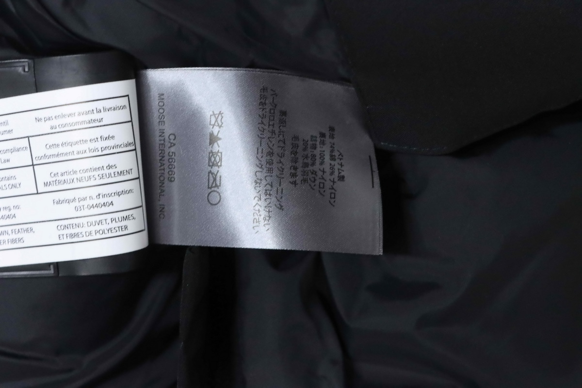 Moose Knuckles Celebrity Style Black Multi-Pocket Down Jacket
