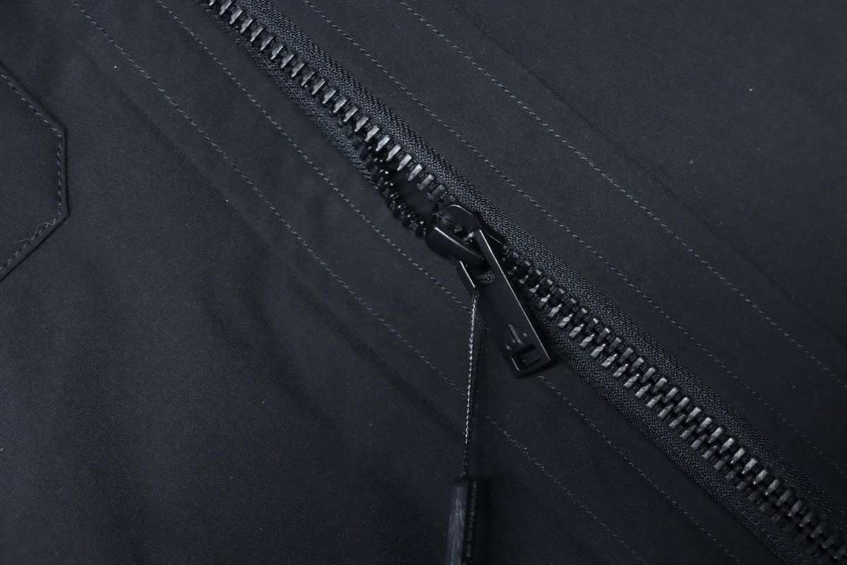 Moose Knuckles Celebrity Style Black Multi-Pocket Down Jacket