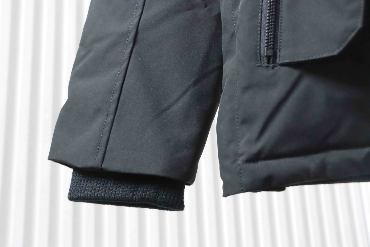 Moose Knuckles Celebrity Style Black Multi-Pocket Down Jacket