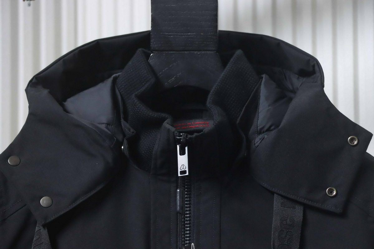 Moose Knuckles Celebrity Style Black Multi-Pocket Down Jacket