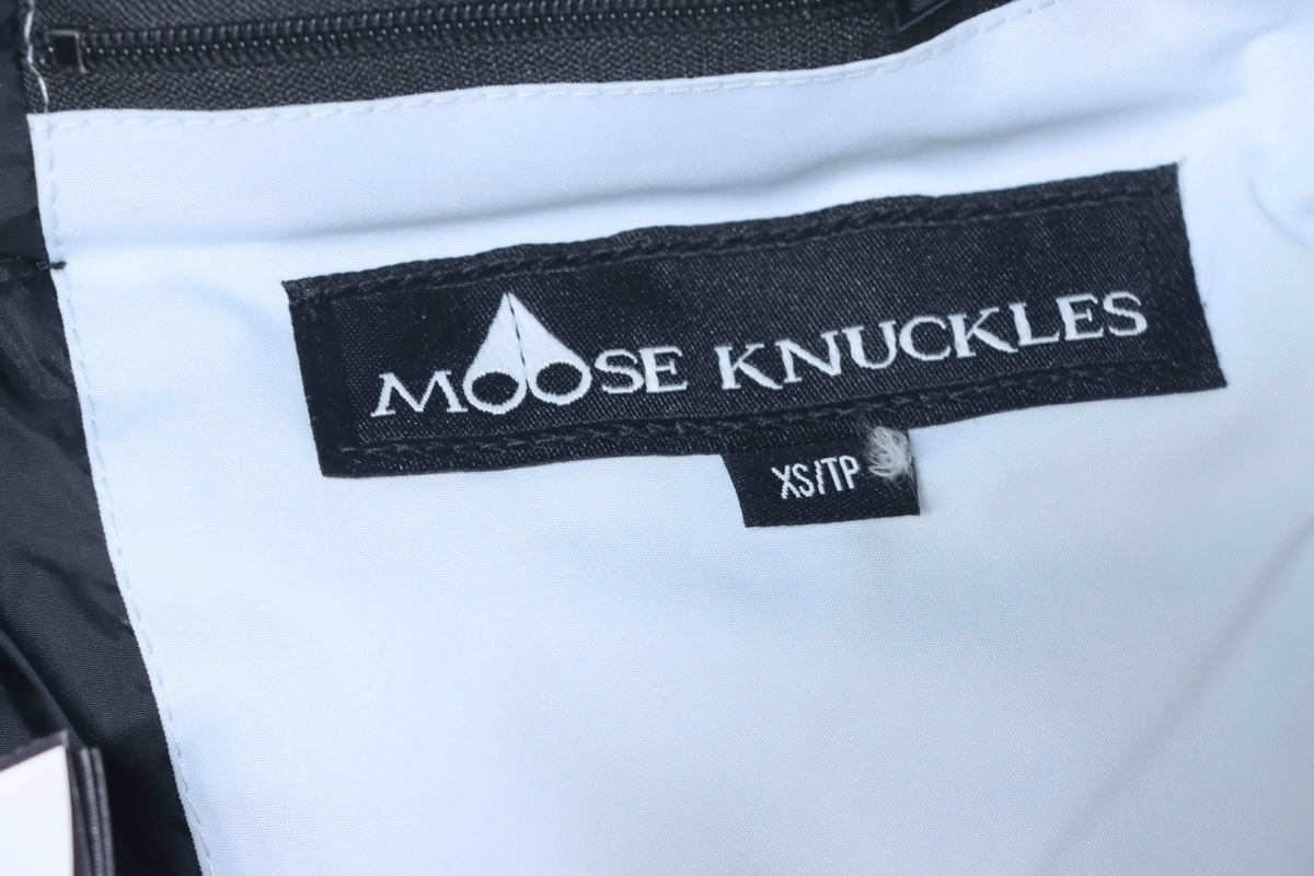 Moose Knuckles Celebrity Style Blue Multi-Pocket Down Jacket