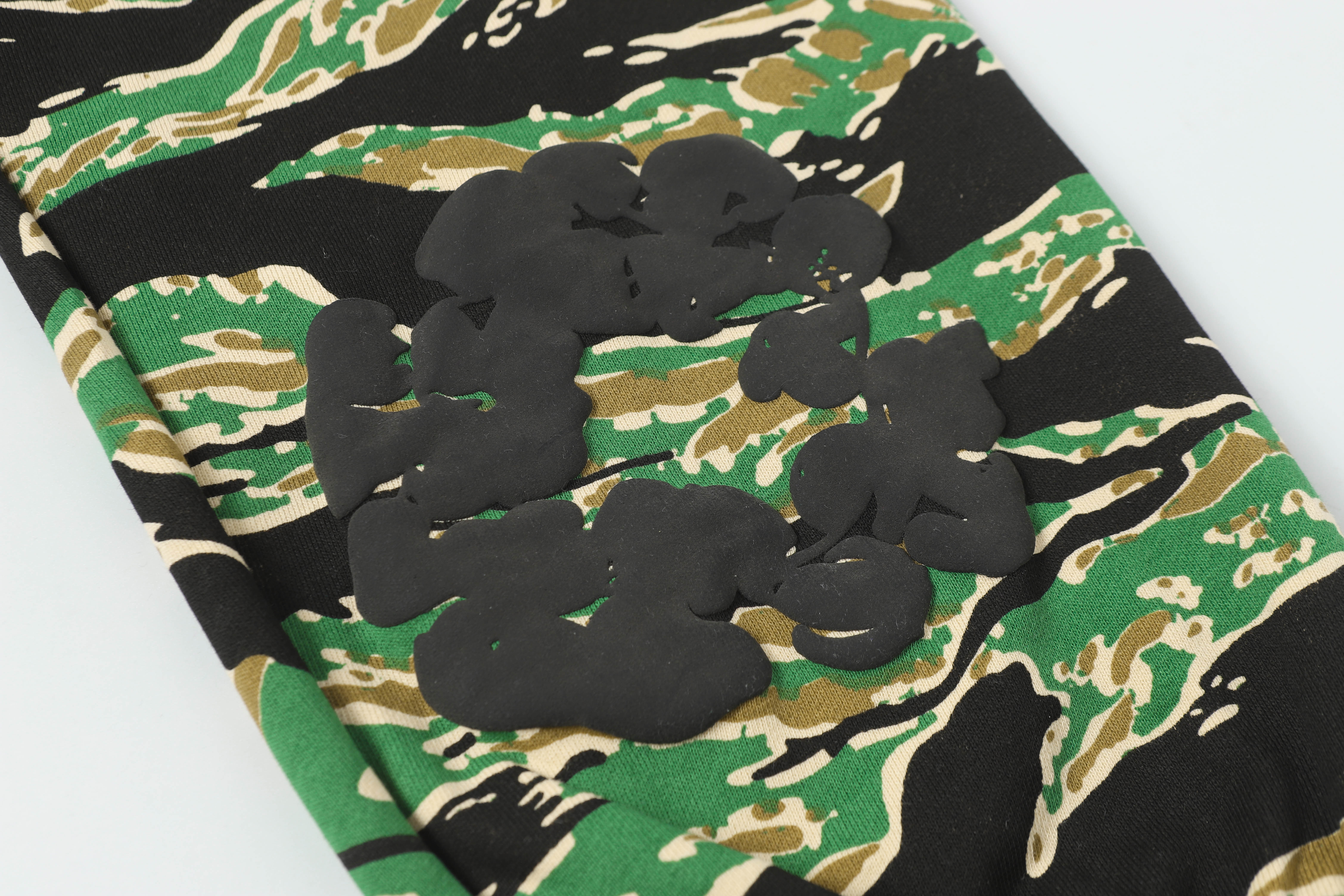 Denim Tears Cotton Wreath Pants Blue Camo / Pink Camo / Green Camo / Gray Camo / Apricot Camo 8008