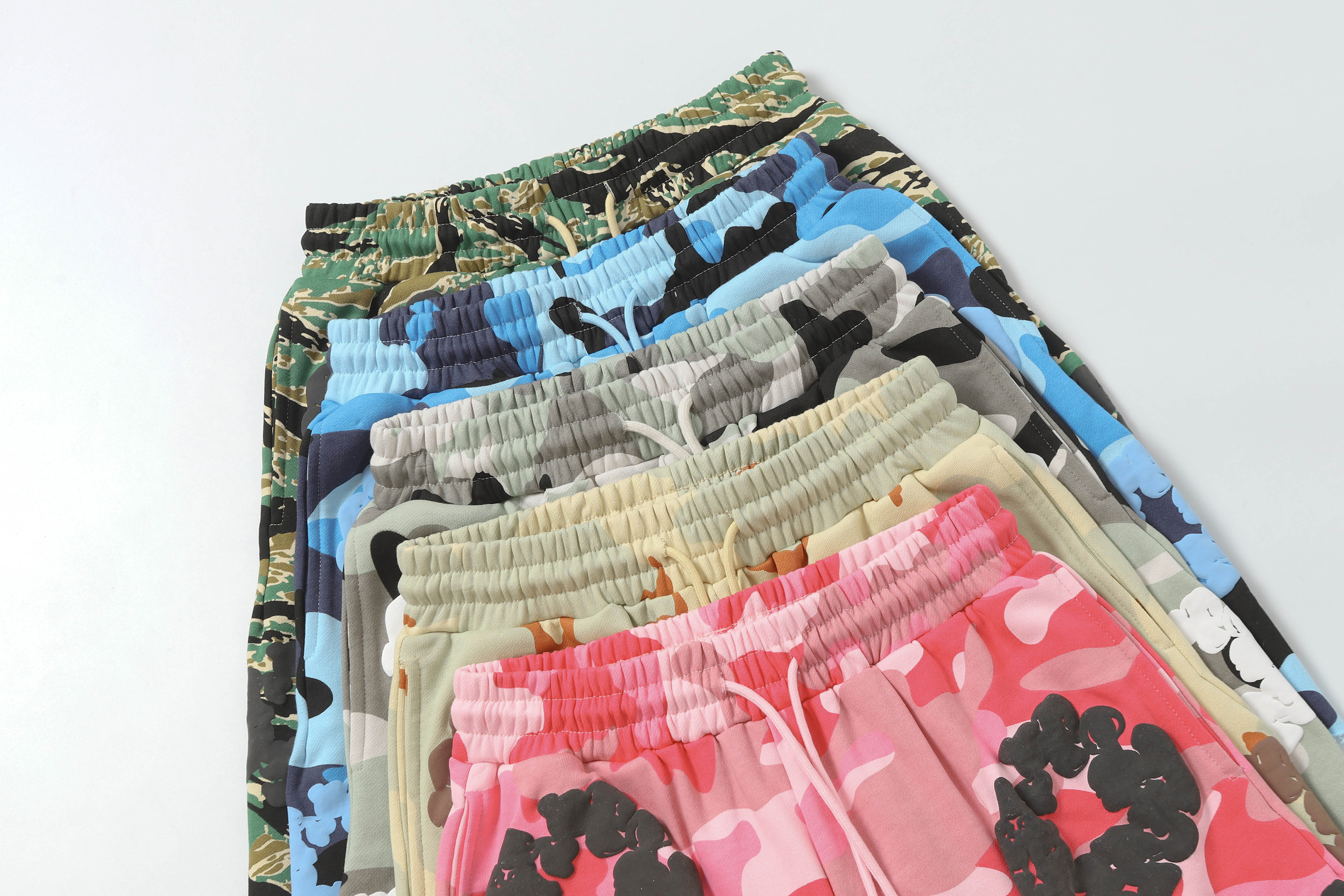Denim Tears Cotton Wreath Shorts Blue Camo / Pink Camo / Green Camo / Gray Camo / Apricot Camo 8208