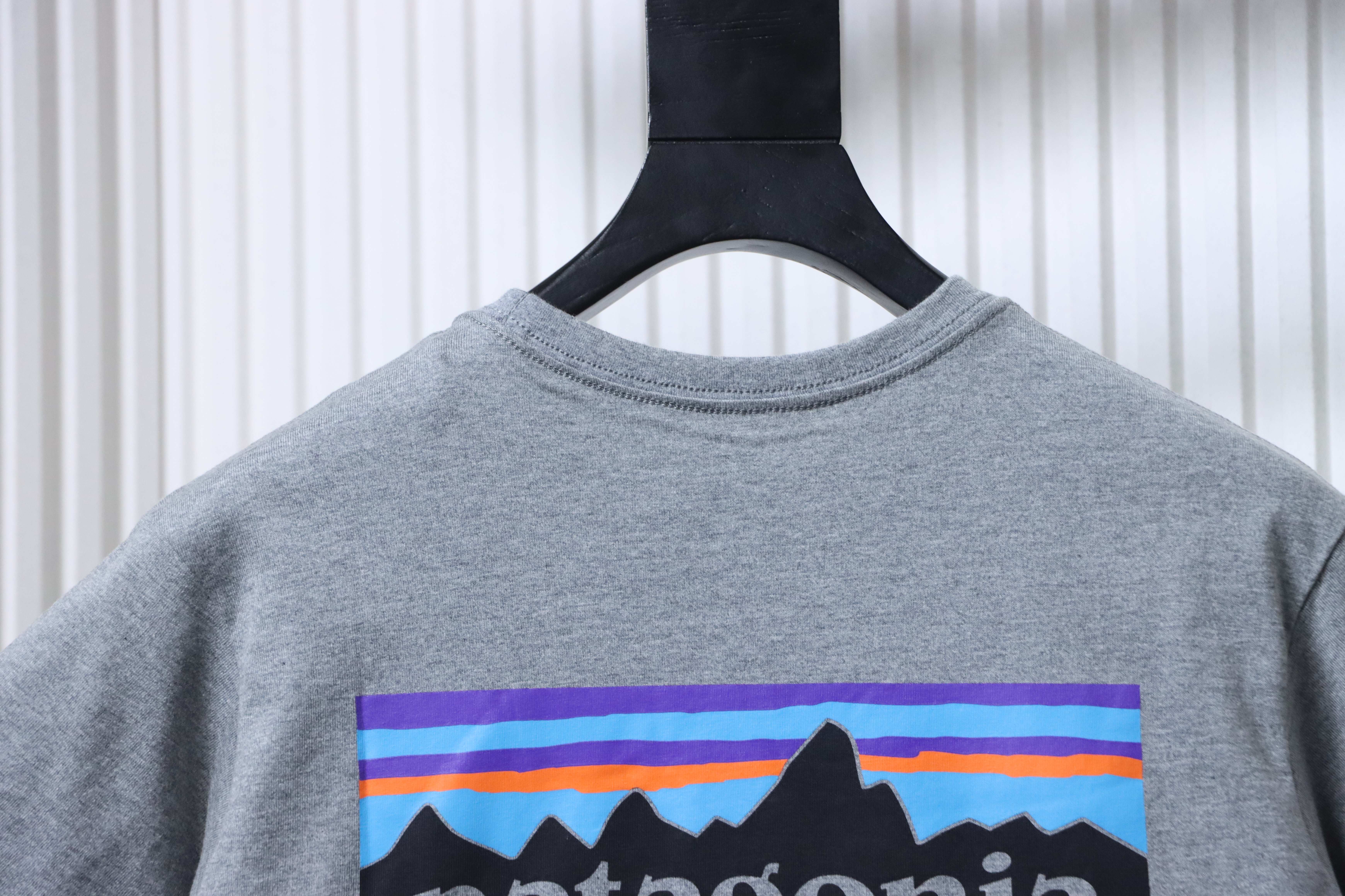 Patagonia P-6 Gray Letter Short Sleeve T-Shirt