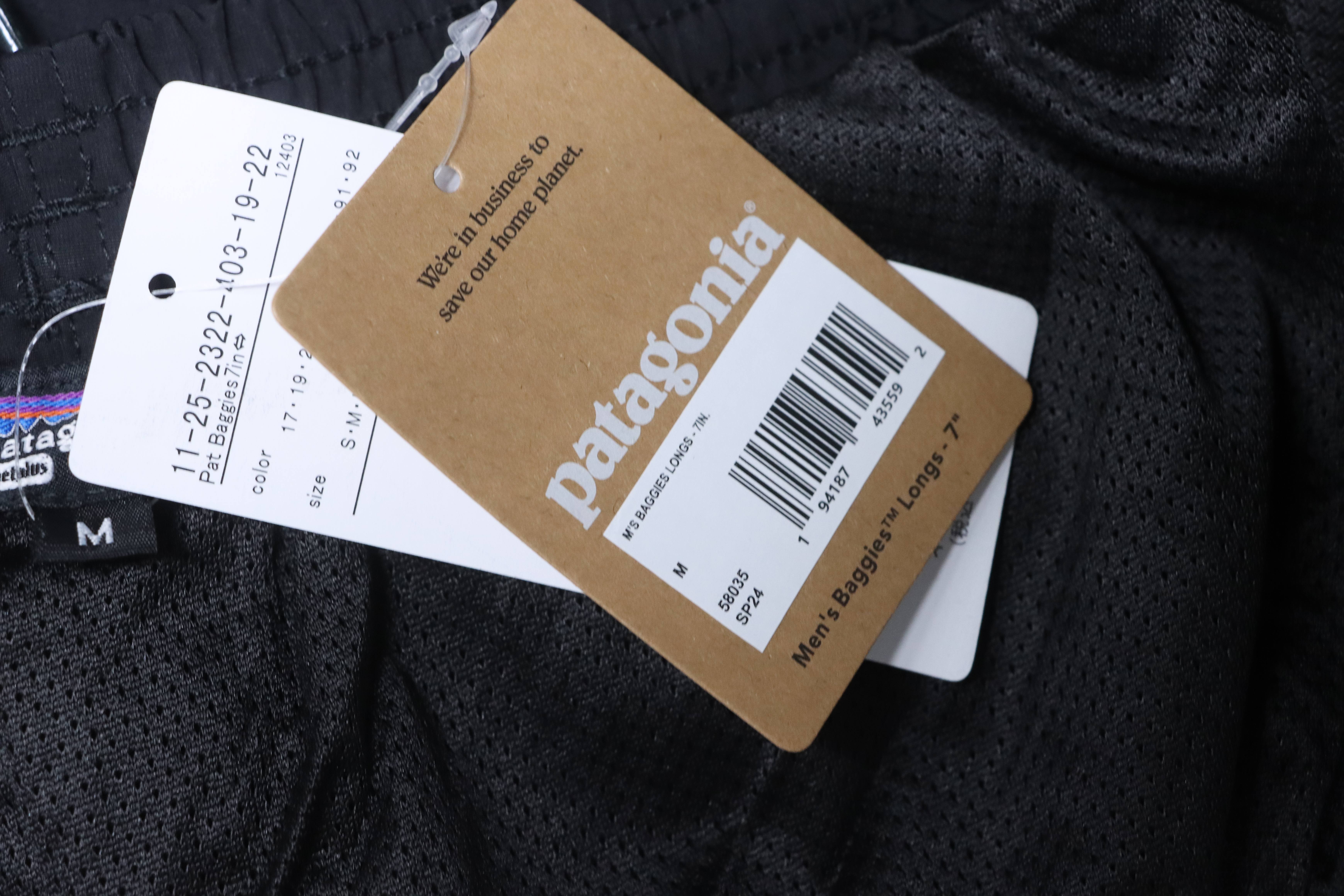 Patagonia P-6 Logo Responsibili Logo Shorts Black