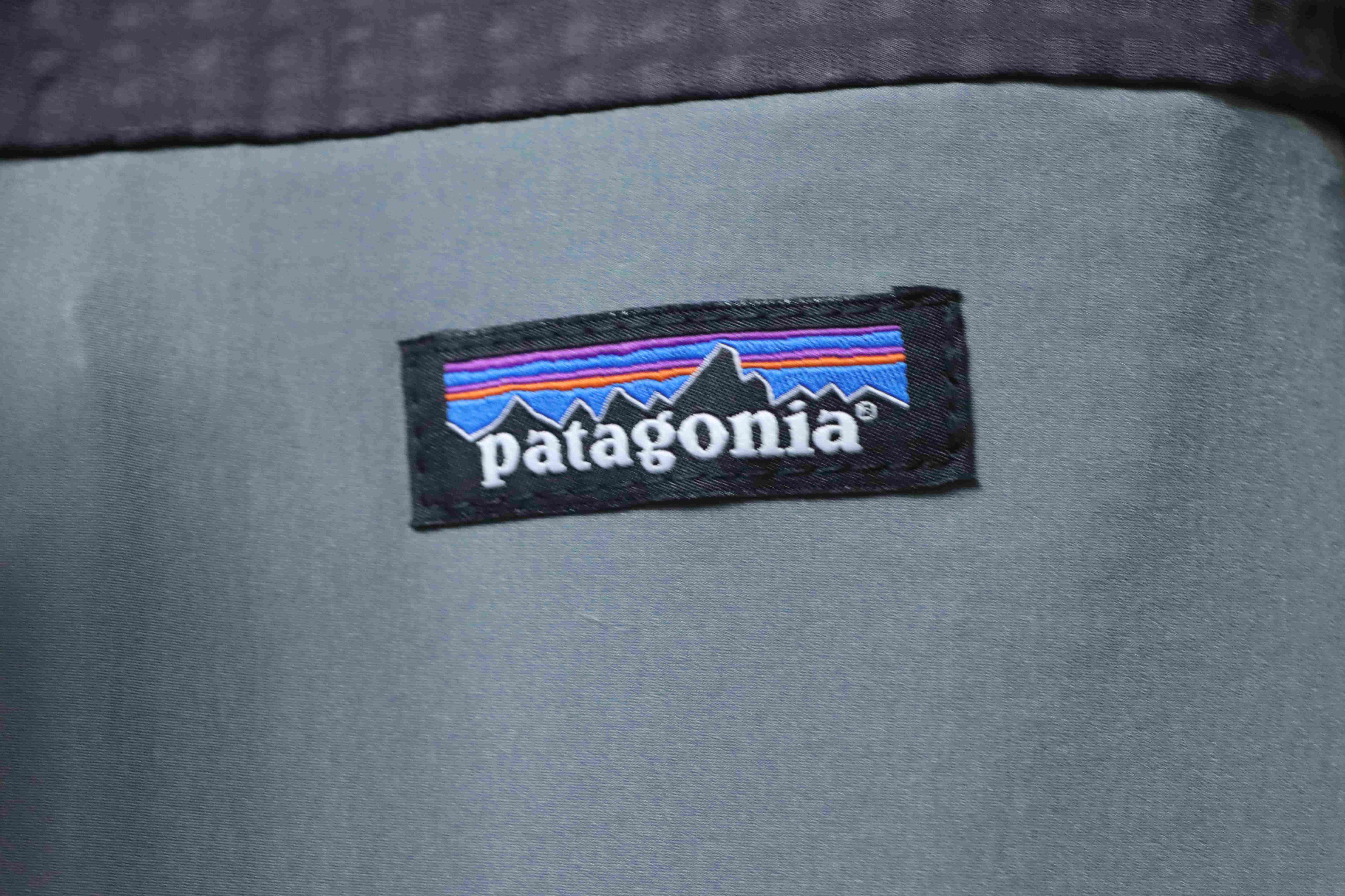 Patagonia R1 Air Zip Neck Logo Breathable Durable Stand Collar Jacket Grey