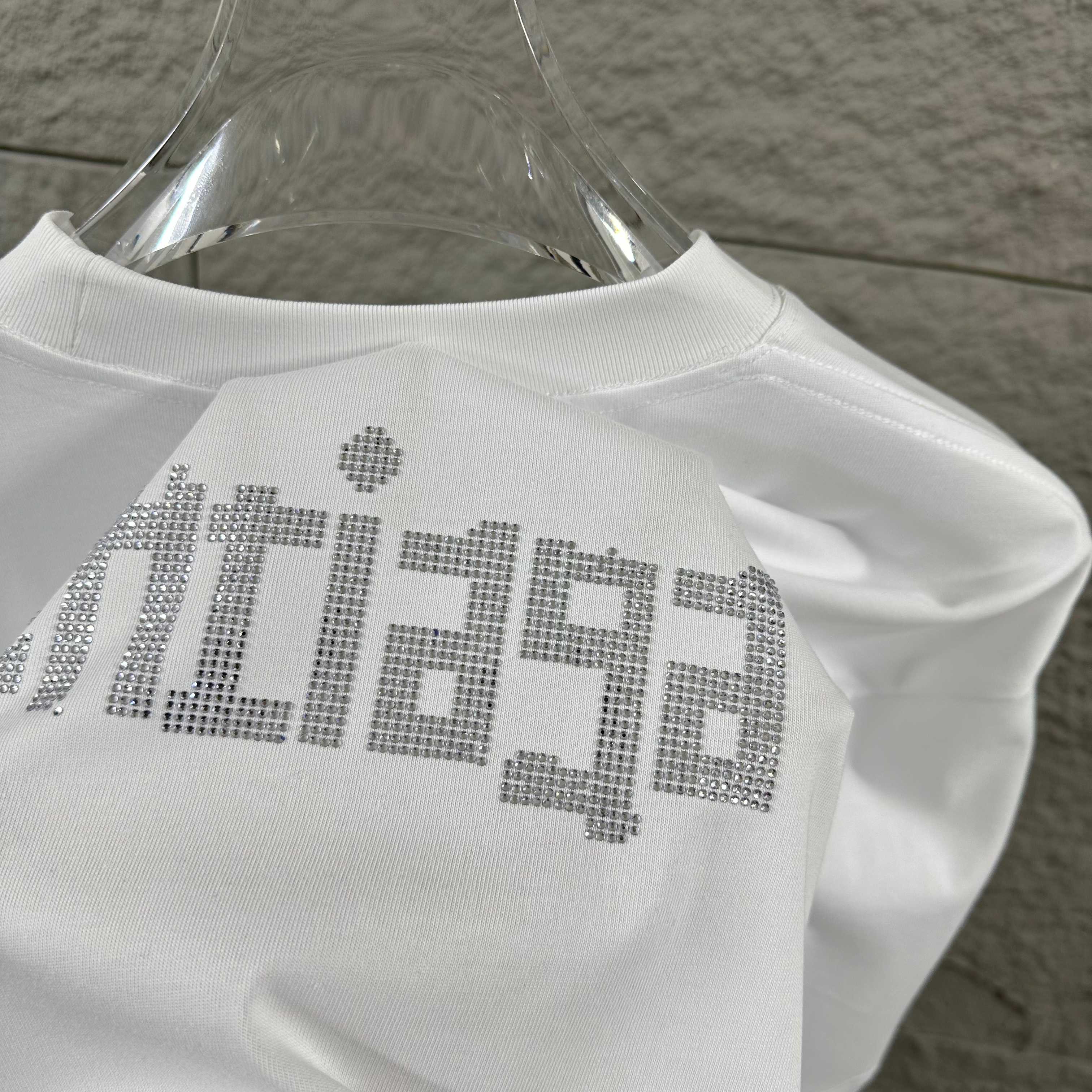 Balenciaga 2026 New Short Sleeve T-Shirt Classic Rhinestone Custom Unisex Color : Black White Angora Red Style 2