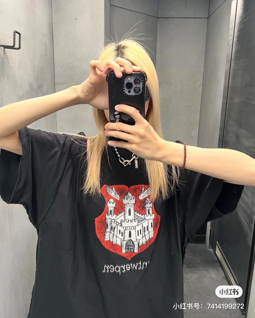 Balenciaga 24SS Castle Print Distressed Short Sleeve T-Shirt