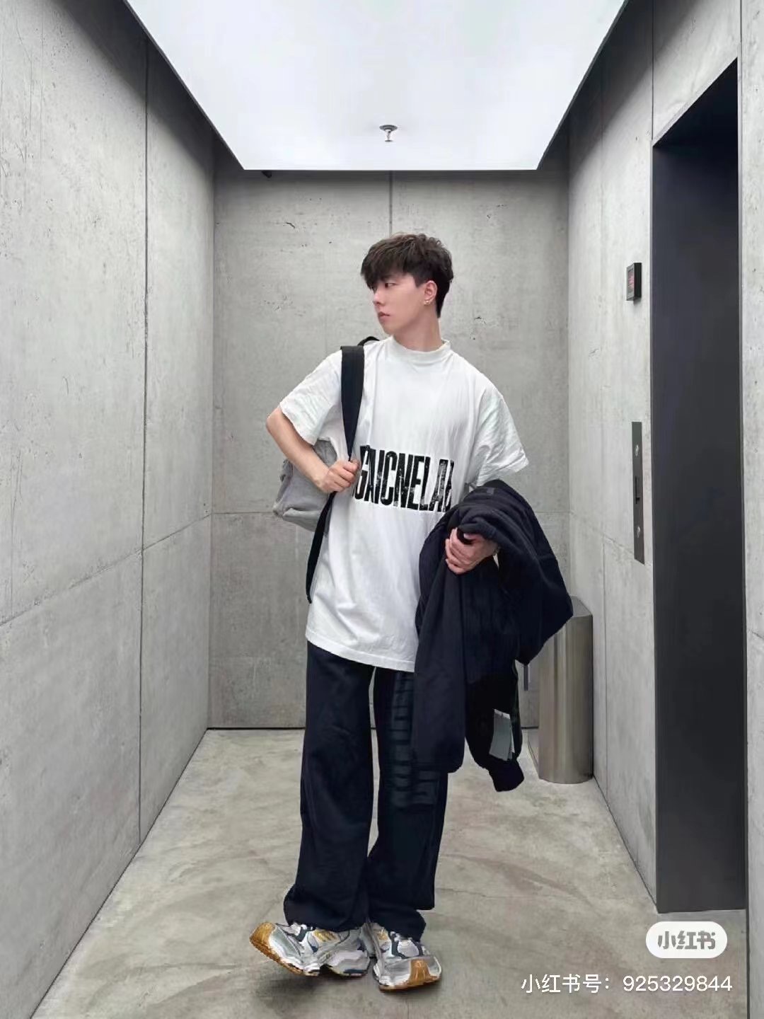 Balenciaga 24SS Crackle Letter Print Short Sleeve T-Shirt