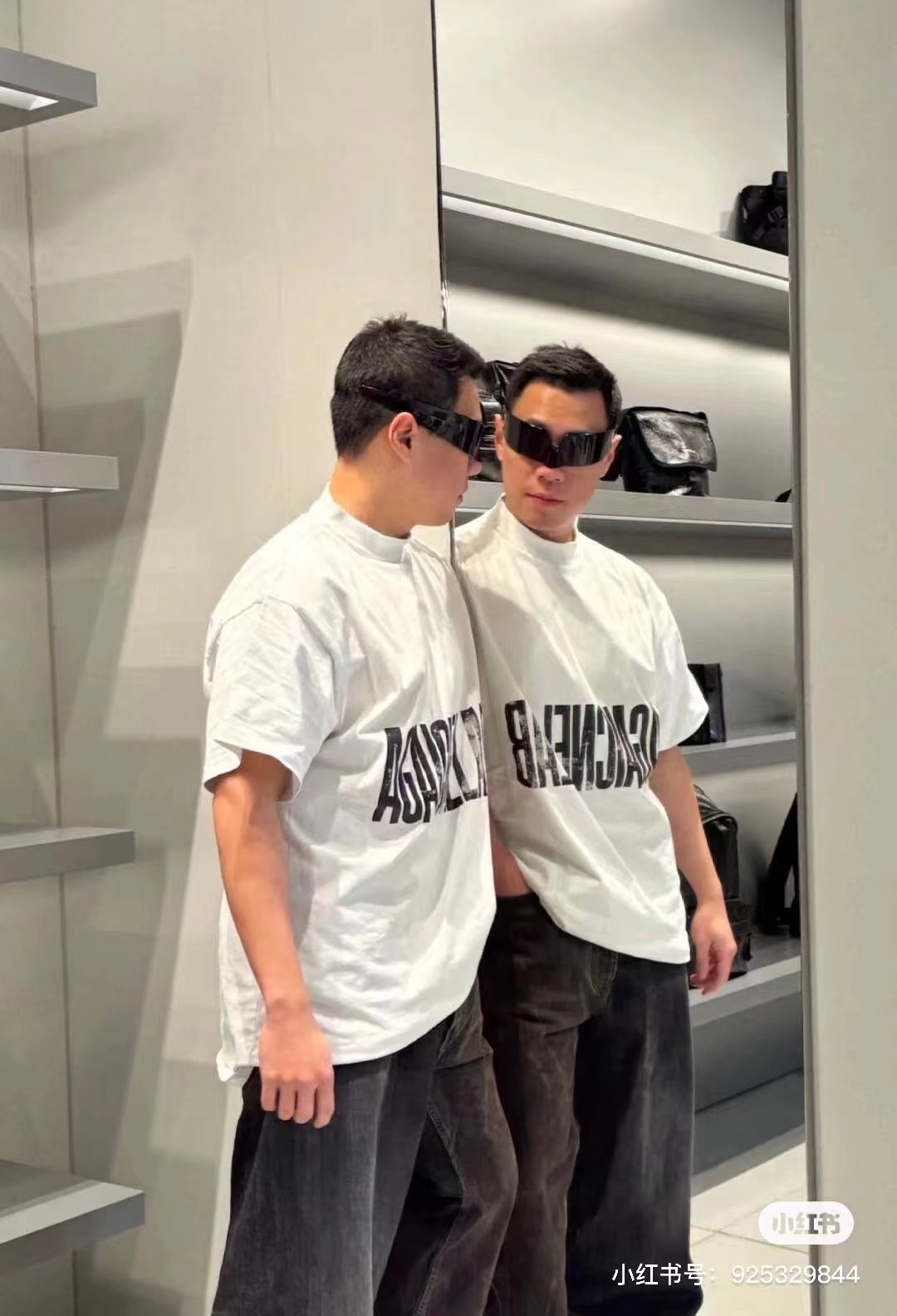 Balenciaga 24SS Crackle Letter Print Short Sleeve T-Shirt