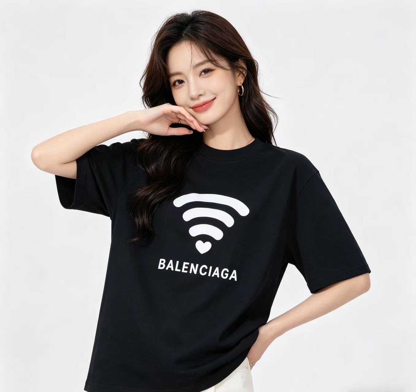 Balenciaga 24SS New 520 Limited .wifi Heart Short Sleeve T-Shirt Style 2