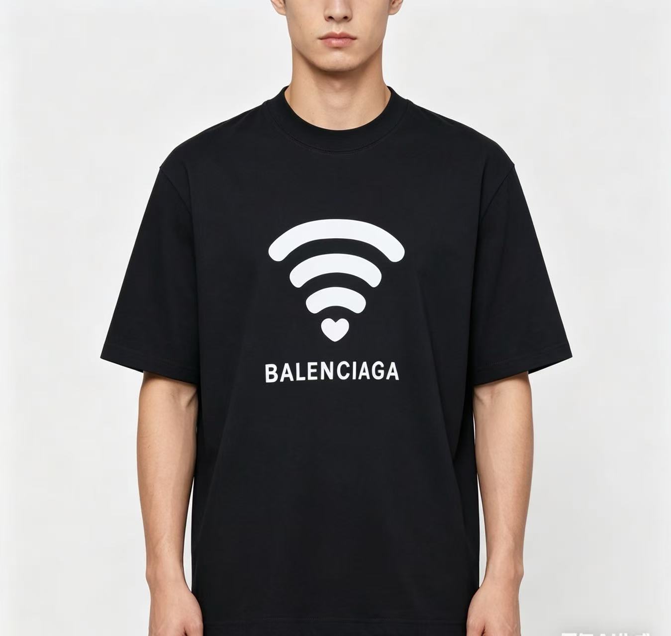 Balenciaga 24SS New 520 Limited .wifi Heart Short Sleeve T-Shirt Style 2
