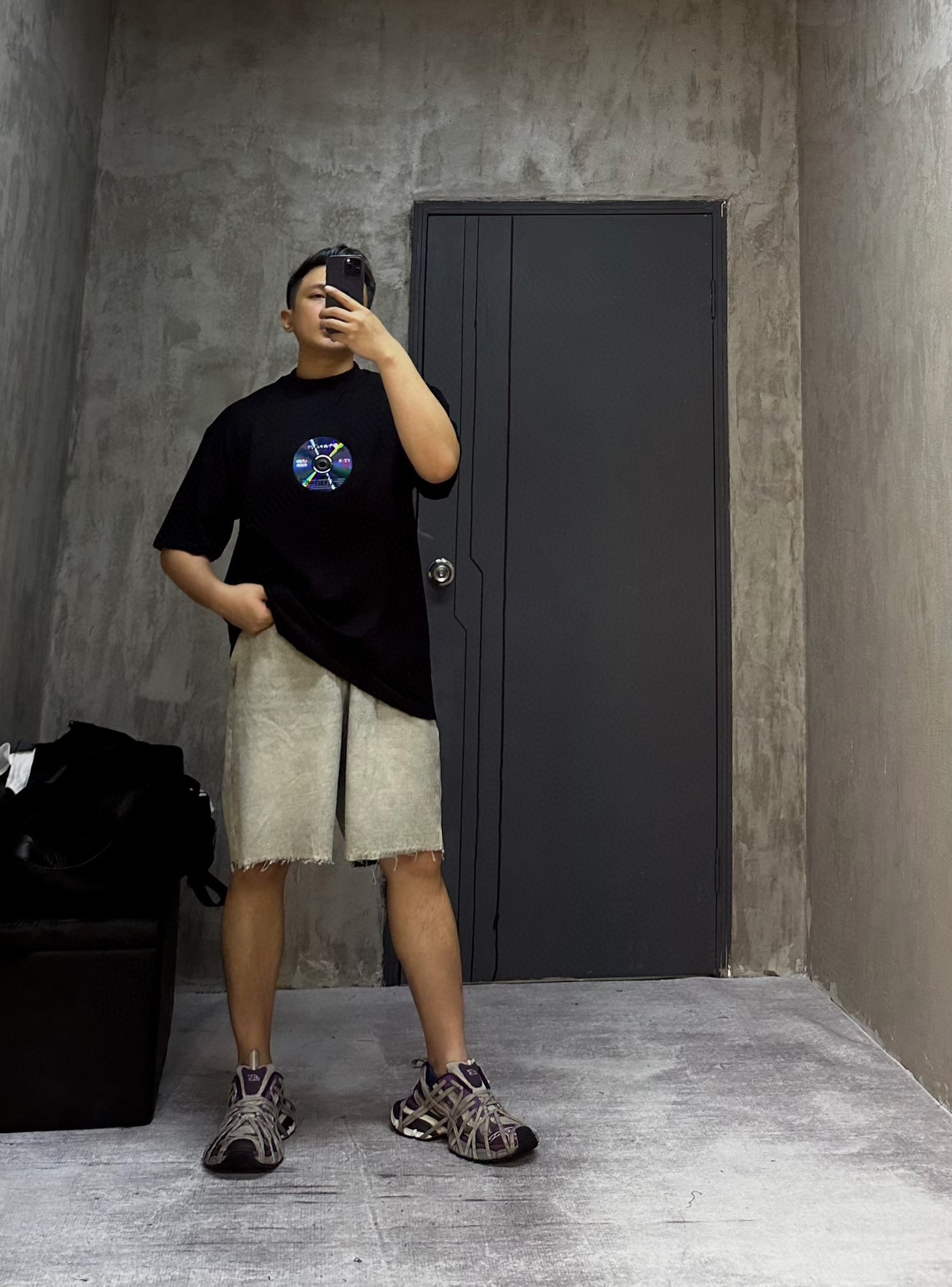Balenciaga 24SS New Washed Distressed Shorts
