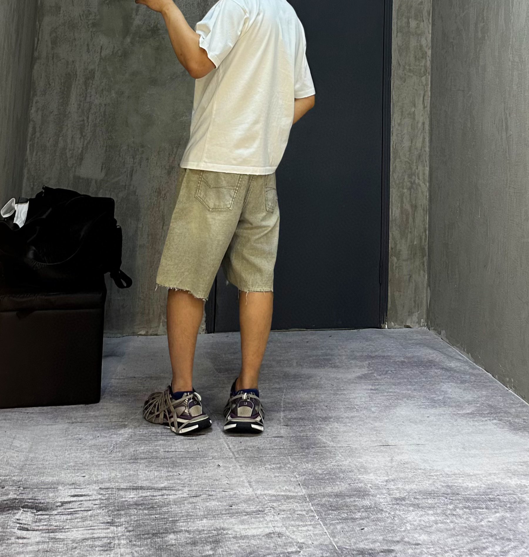 Balenciaga 24SS New Washed Distressed Shorts