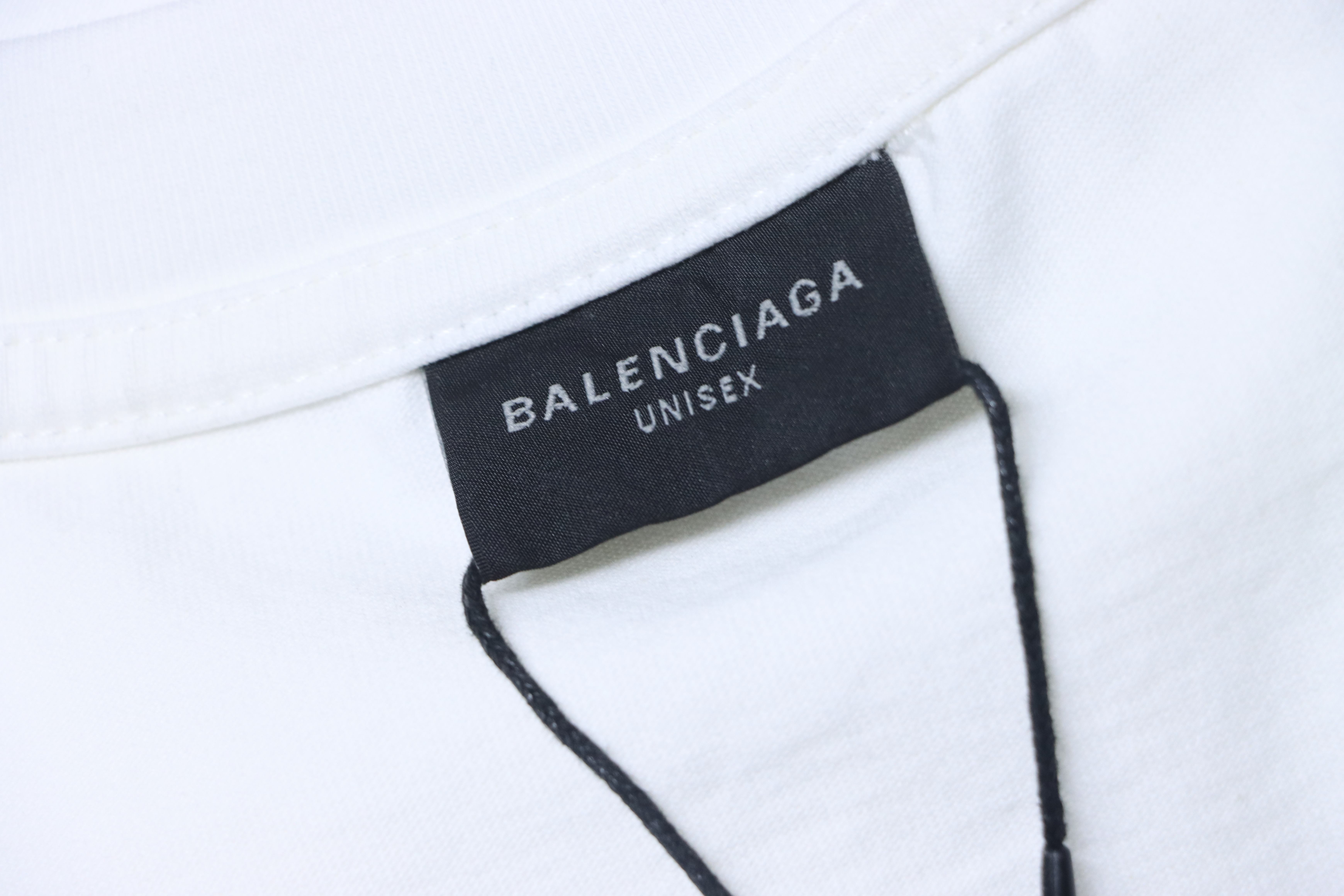 Balenciaga 25SS Double B Embroidery 3D Shadow Inkjet Logo Ripped Short Sleeve T-Shirt Style 1