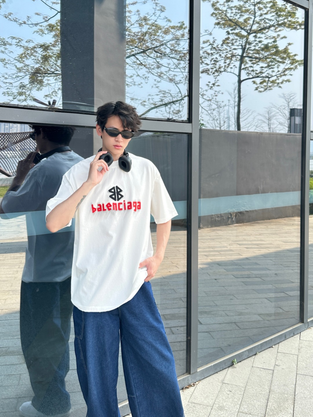 Balenciaga 25SS Double B Embroidery 3D Shadow Inkjet Logo Ripped Short Sleeve T-Shirt Style 1