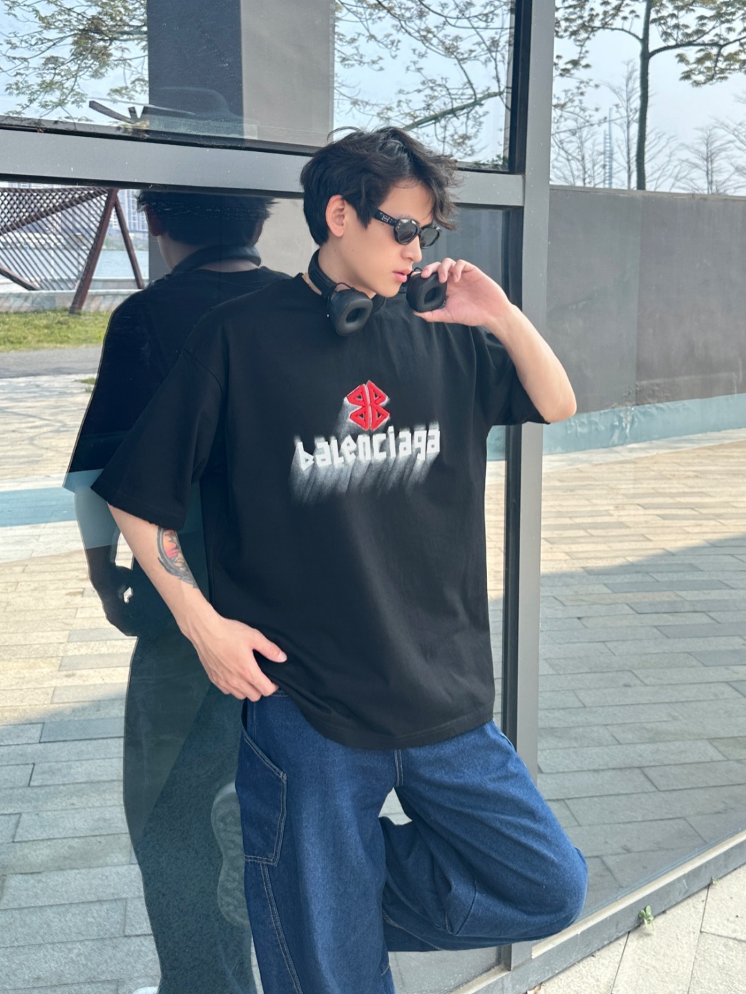 Balenciaga 25SS Double B Embroidery 3D Shadow Inkjet Logo Ripped Short Sleeve T-Shirt Style 2