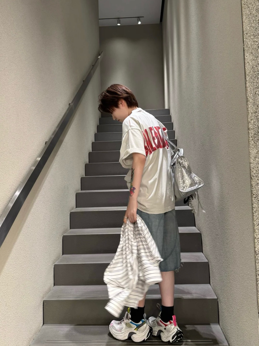 Balenciaga 25SS Red Masking Tape Letter Tape Short Sleeve T-Shirt Style 1