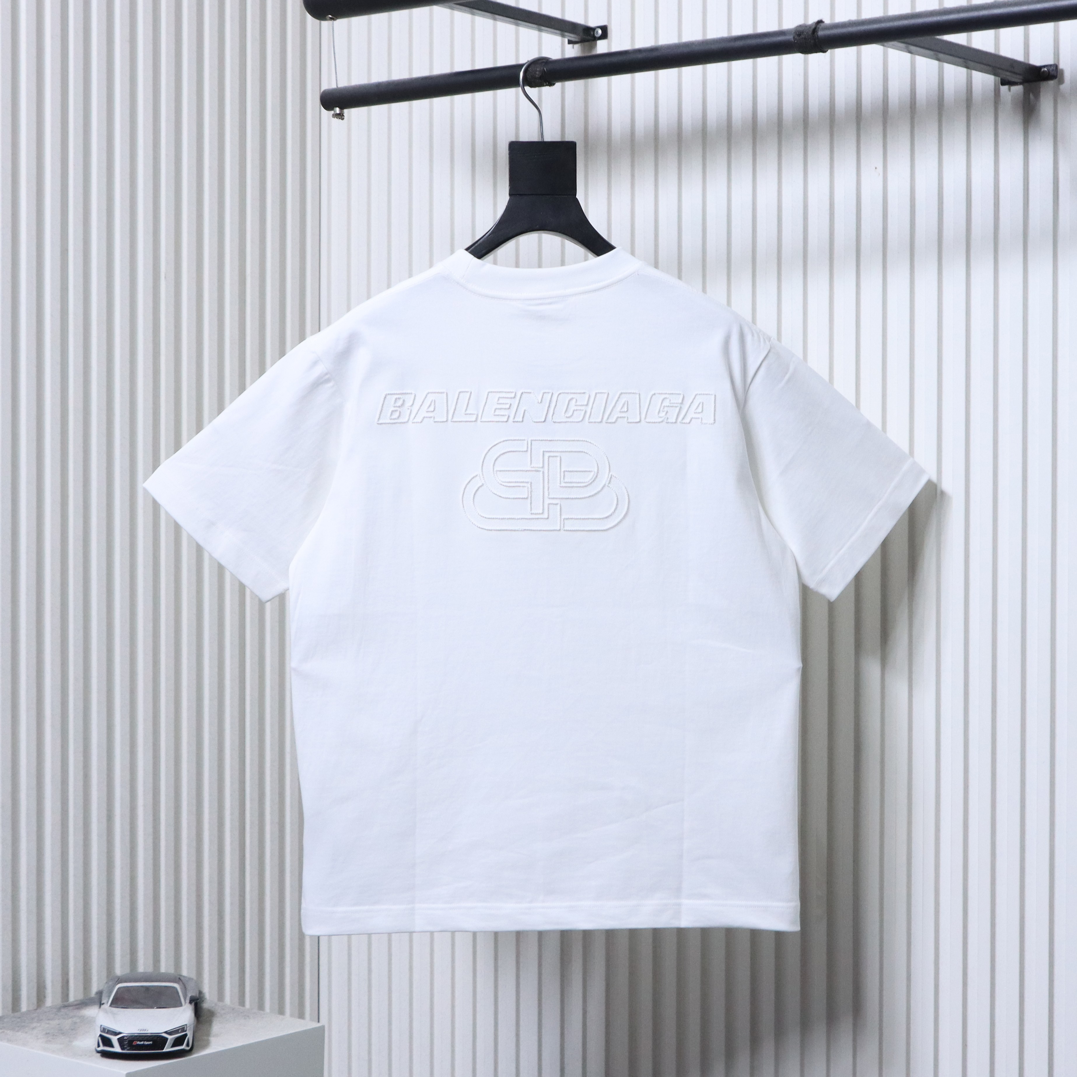 Balenciaga 26SS Chest Small Logo Logo Embroidery Crewneck Short Sleeve T-Shirt Style 2