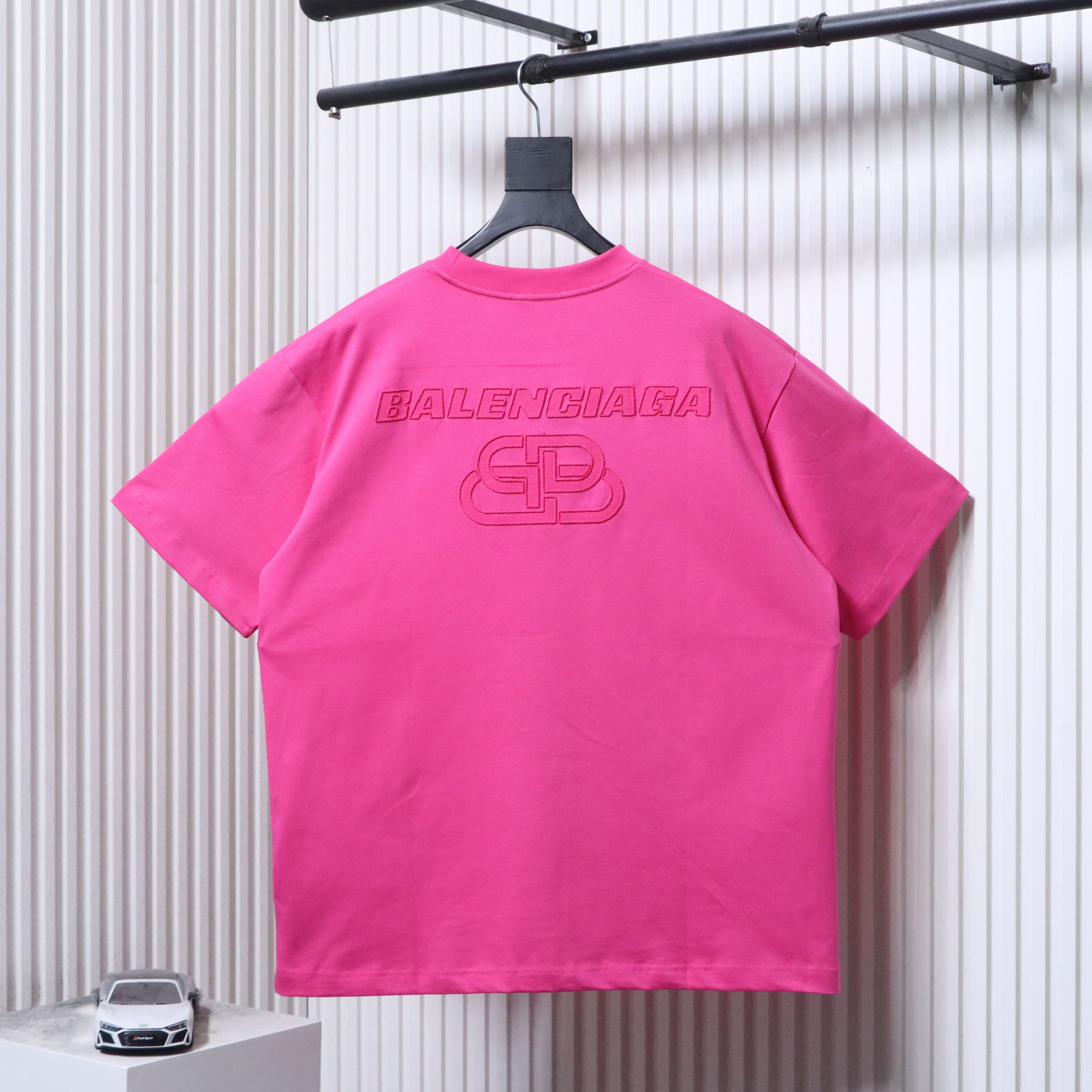 Balenciaga 26SS Chest Small Logo Logo Embroidery Crewneck Short Sleeve T-Shirt Style 3