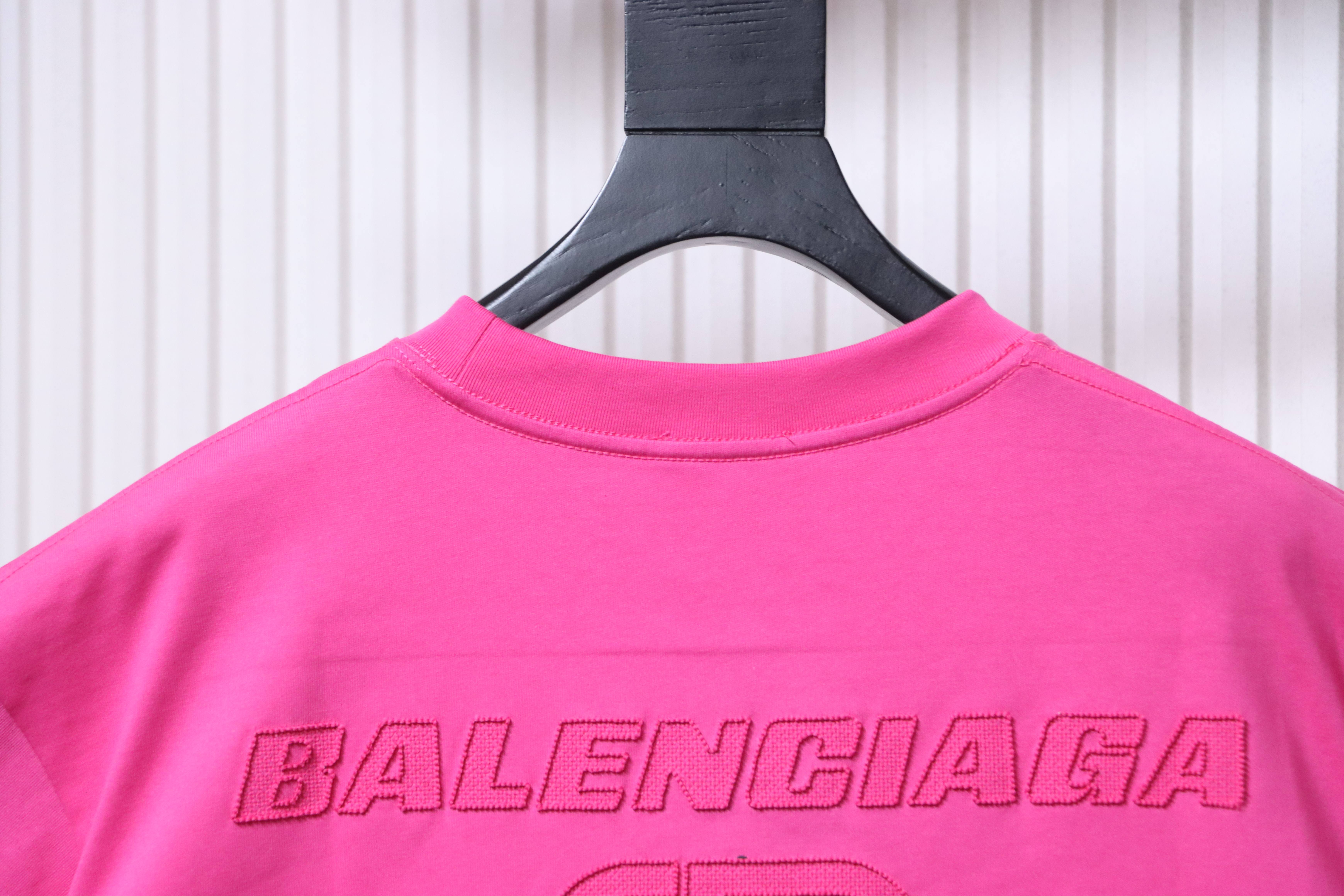 Balenciaga 26SS Chest Small Logo Logo Embroidery Crewneck Short Sleeve T-Shirt Style 3