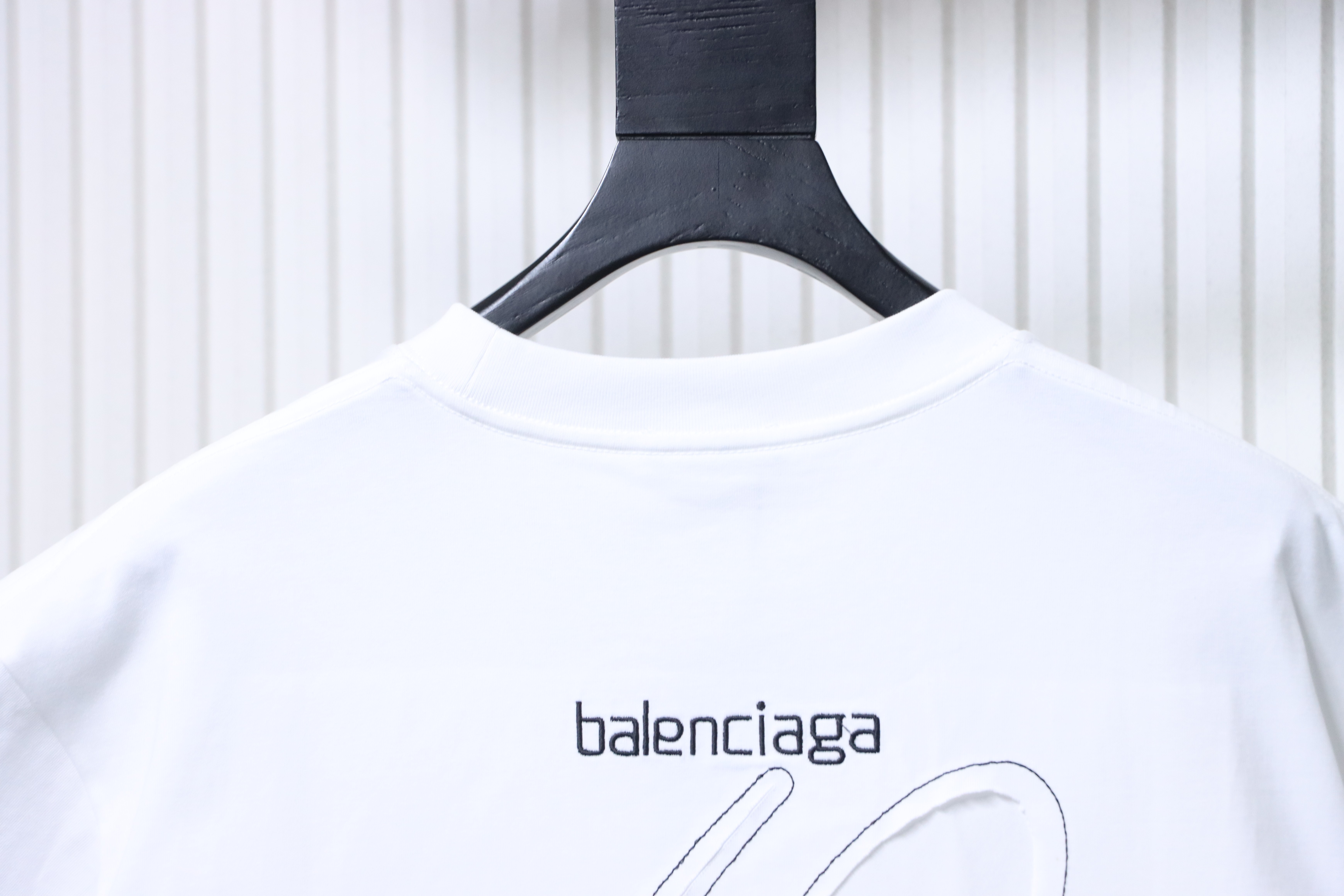 Balenciaga 26SS Destroyed Patch Embroidery Crewneck Short Sleeve T-Shirt Style 2