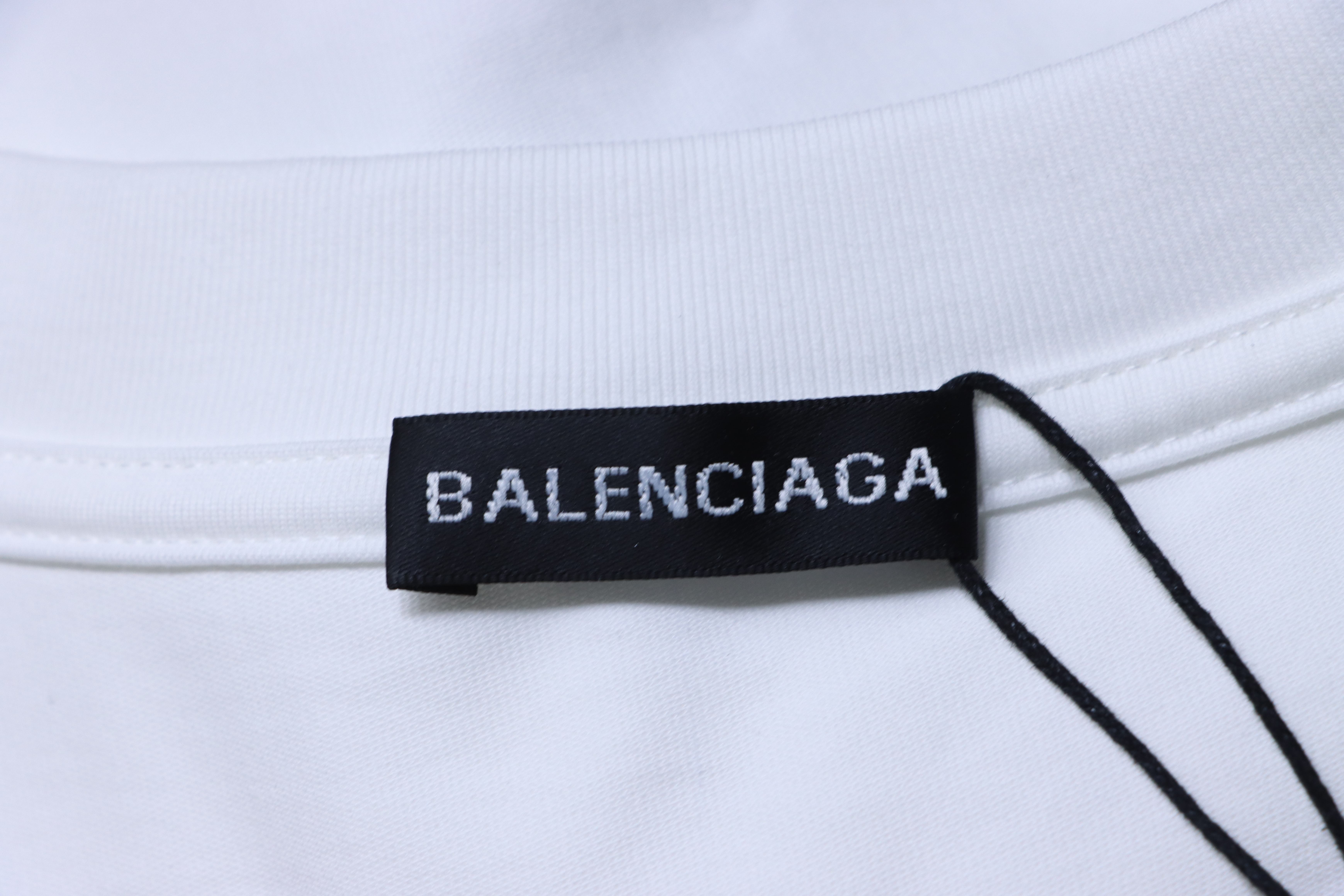Balenciaga 26SS Destroyed Patch Embroidery Crewneck Short Sleeve T-Shirt Style 2