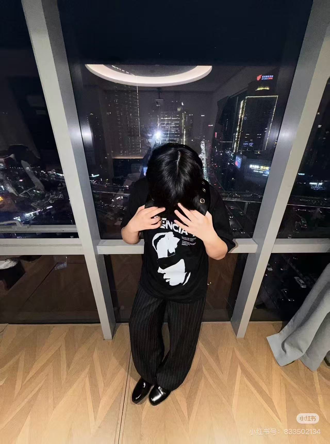 Balenciaga 26SS New Portrait Short Sleeve T-Shirt