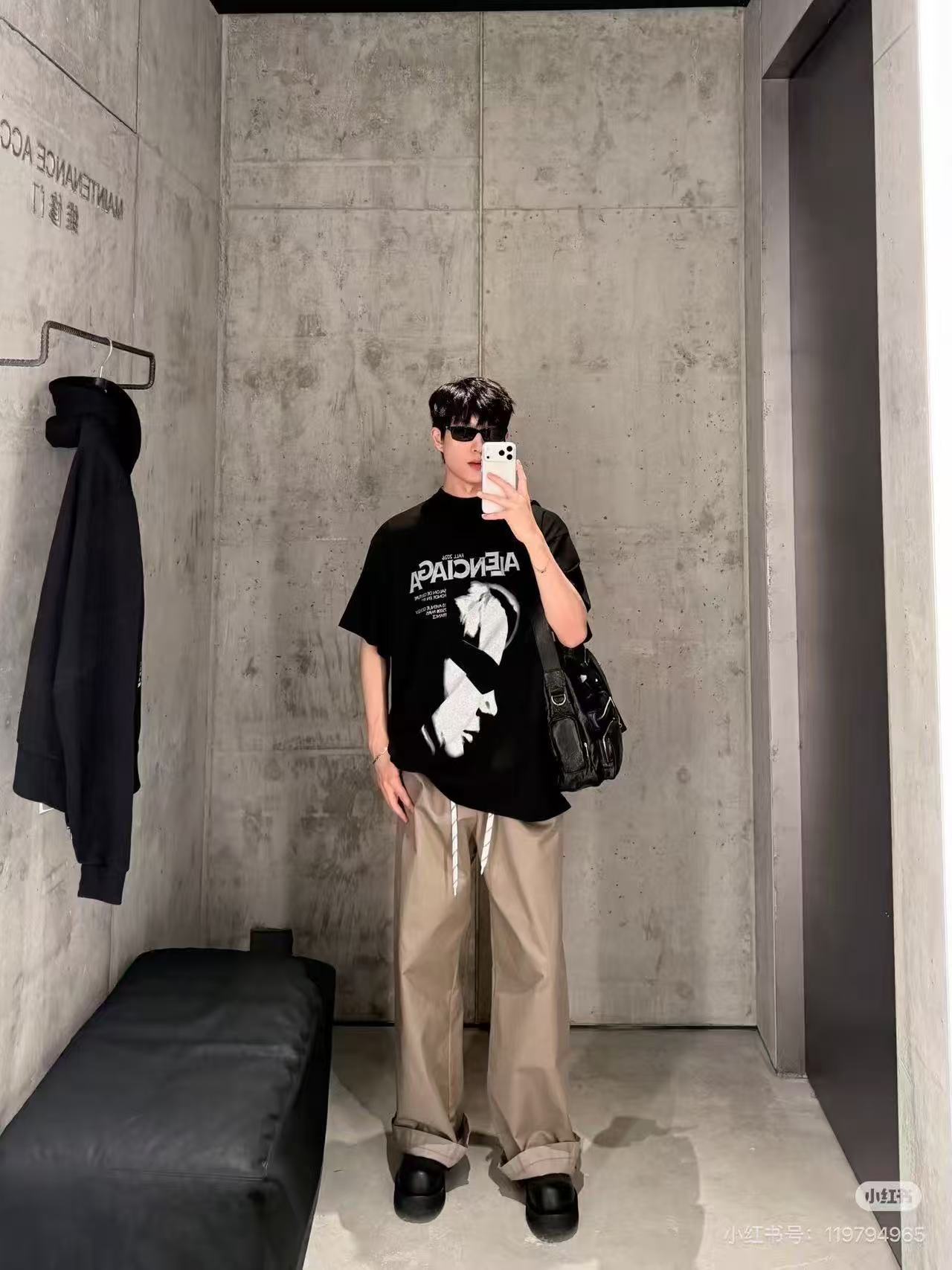 Balenciaga 26SS New Portrait Short Sleeve T-Shirt