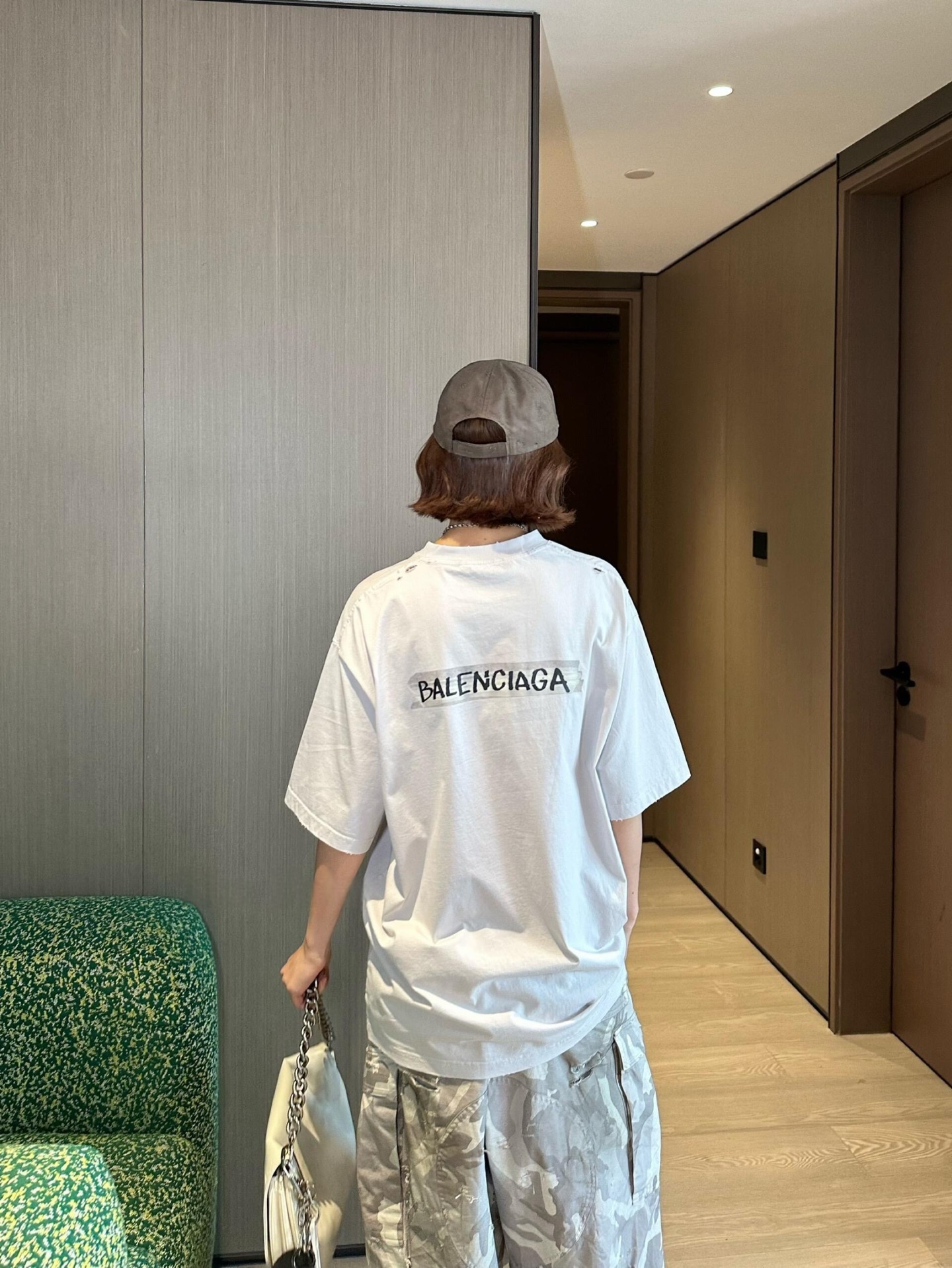 Balenciaga 26SS New Tape Label Short Sleeve T-Shirt Style 1