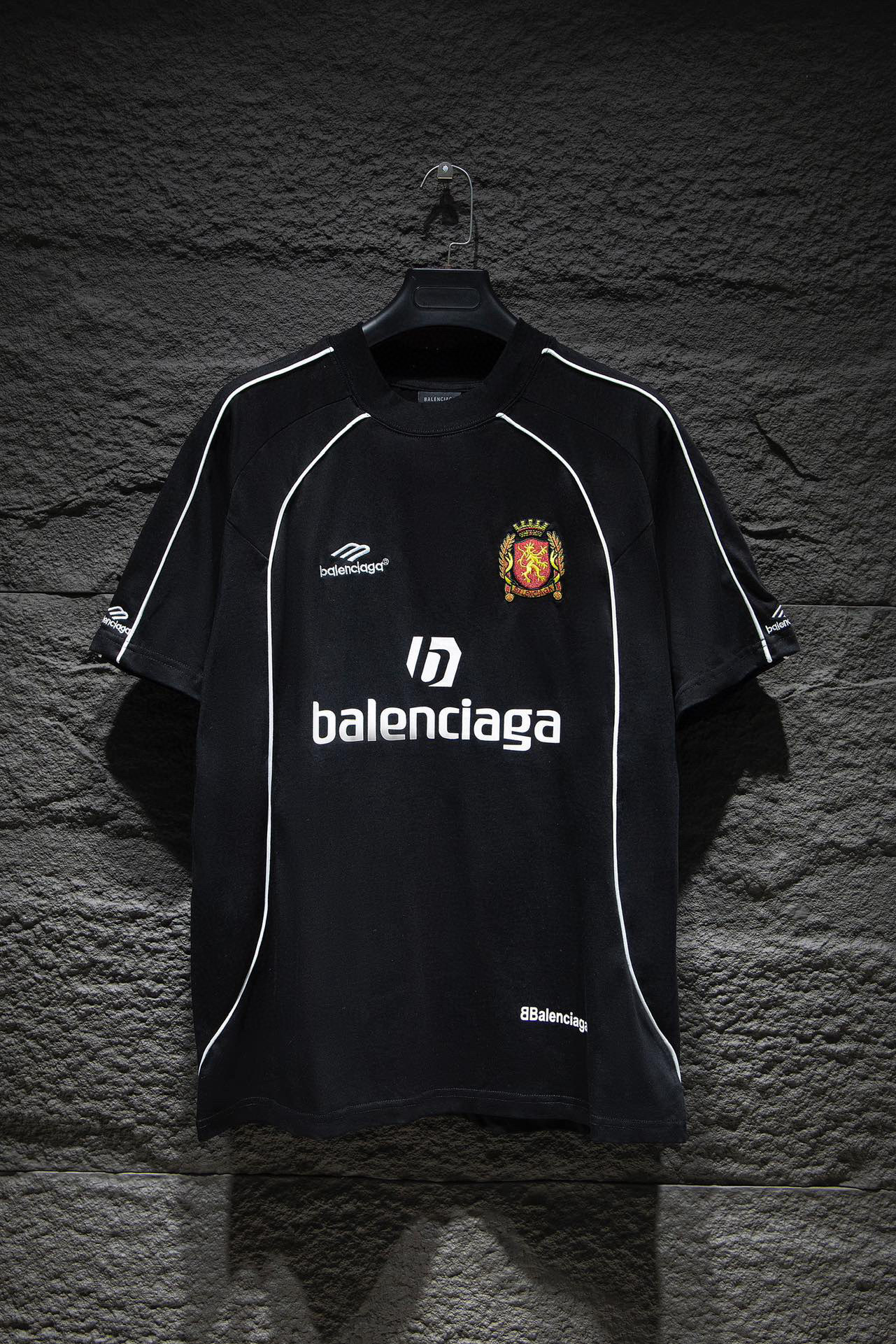 Balenciaga 5073 T-Shirt