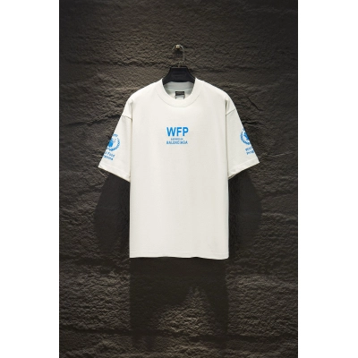 Balenciaga 5243 T-Shirt 01