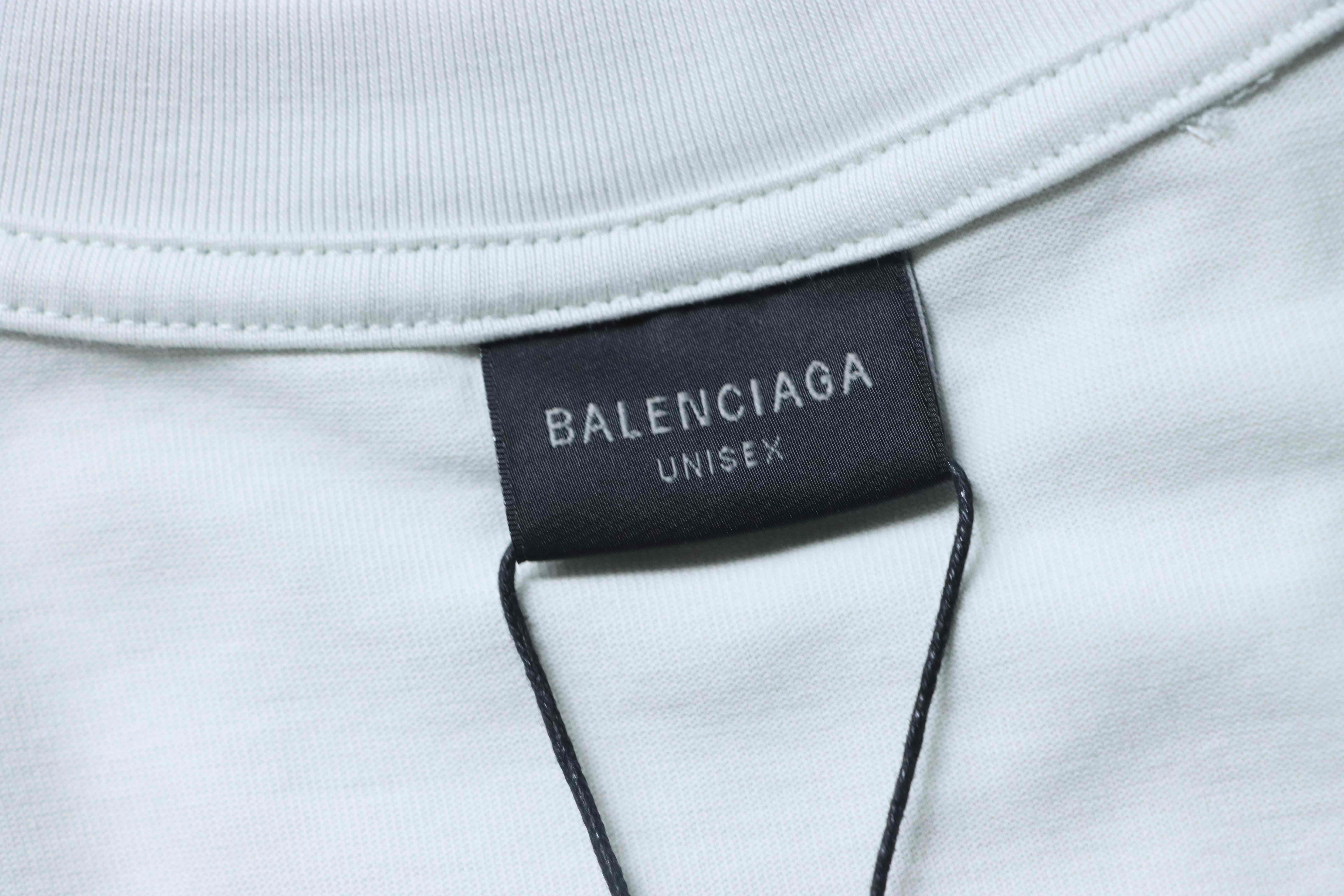 Balenciaga Back Tape Letter Print Washed Ripped Short Sleeve T-Shirt Style 2