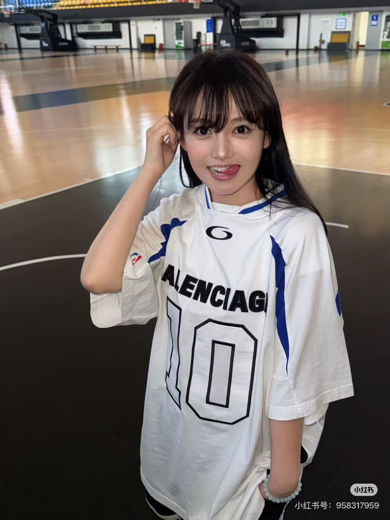 Balenciaga BalenciagaNBA Collaboration Series Oversized Colorblock Short Sleeve T-Shirt Style 1