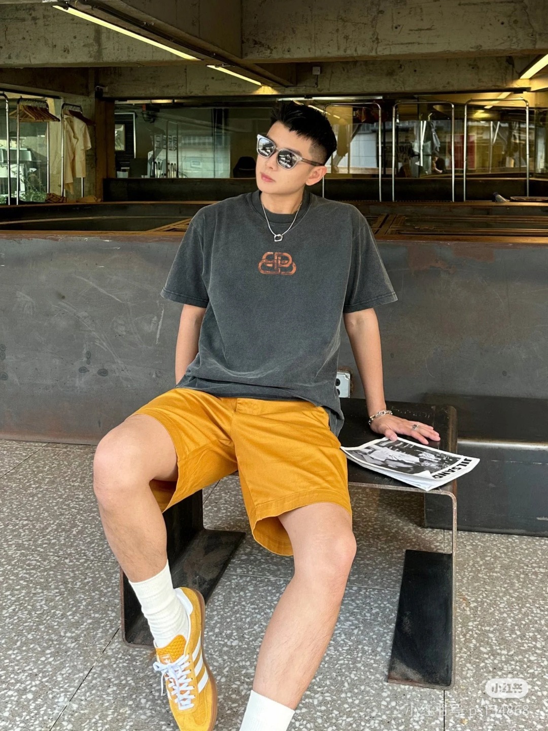 Balenciaga Balenciga 25SS Ripped Print Short Sleeve T-Shirt