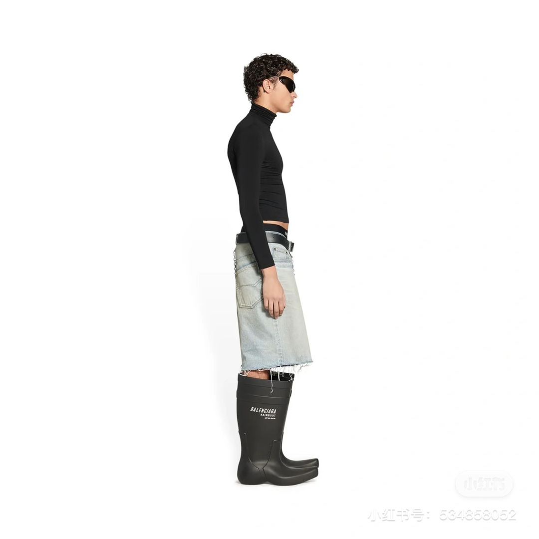 Balenciaga BLCG 24SS Distressed Shorts