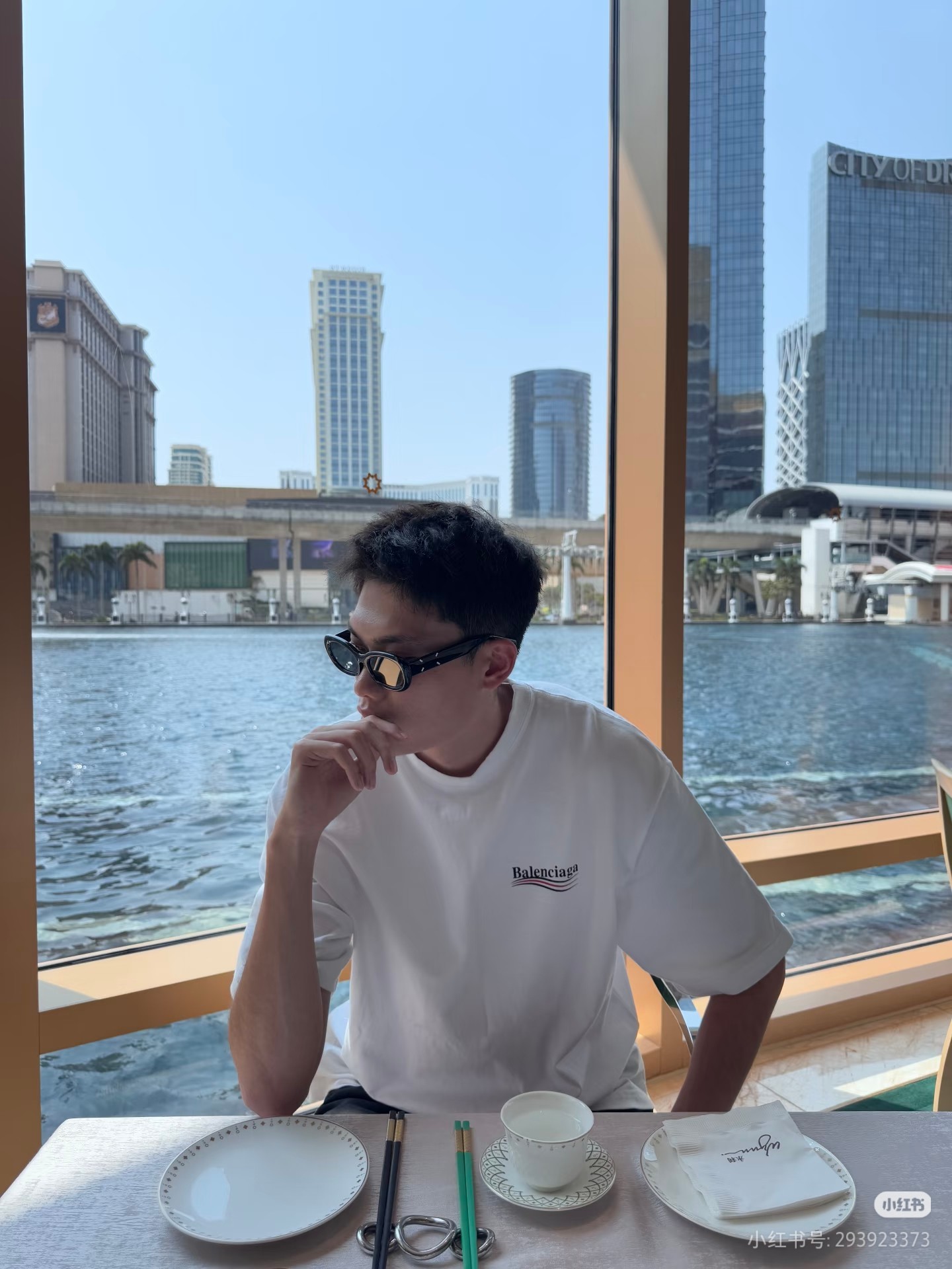 Balenciaga Coke Embroidery Short Sleeve T-Shirt Style 1