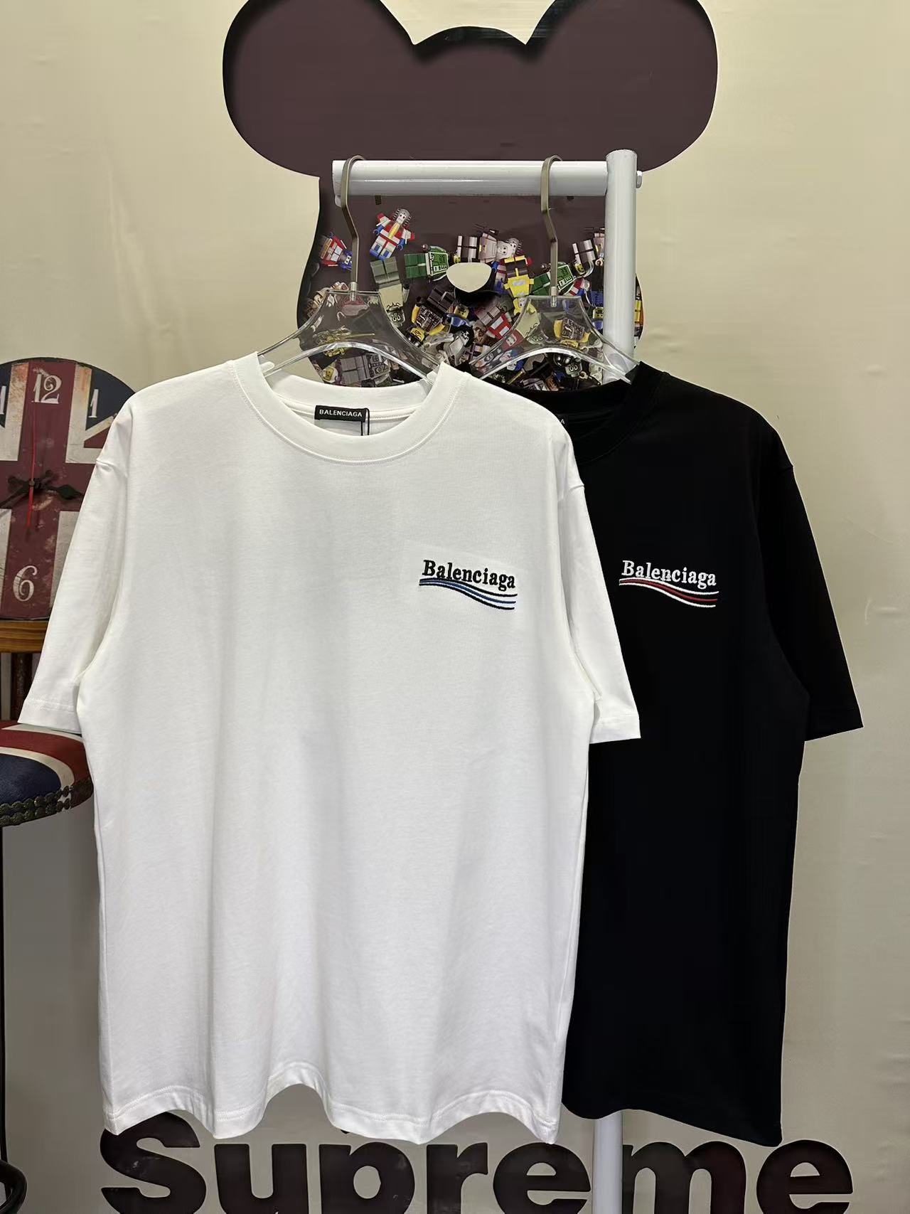 Balenciaga L26706 Style 1 T-Shirt