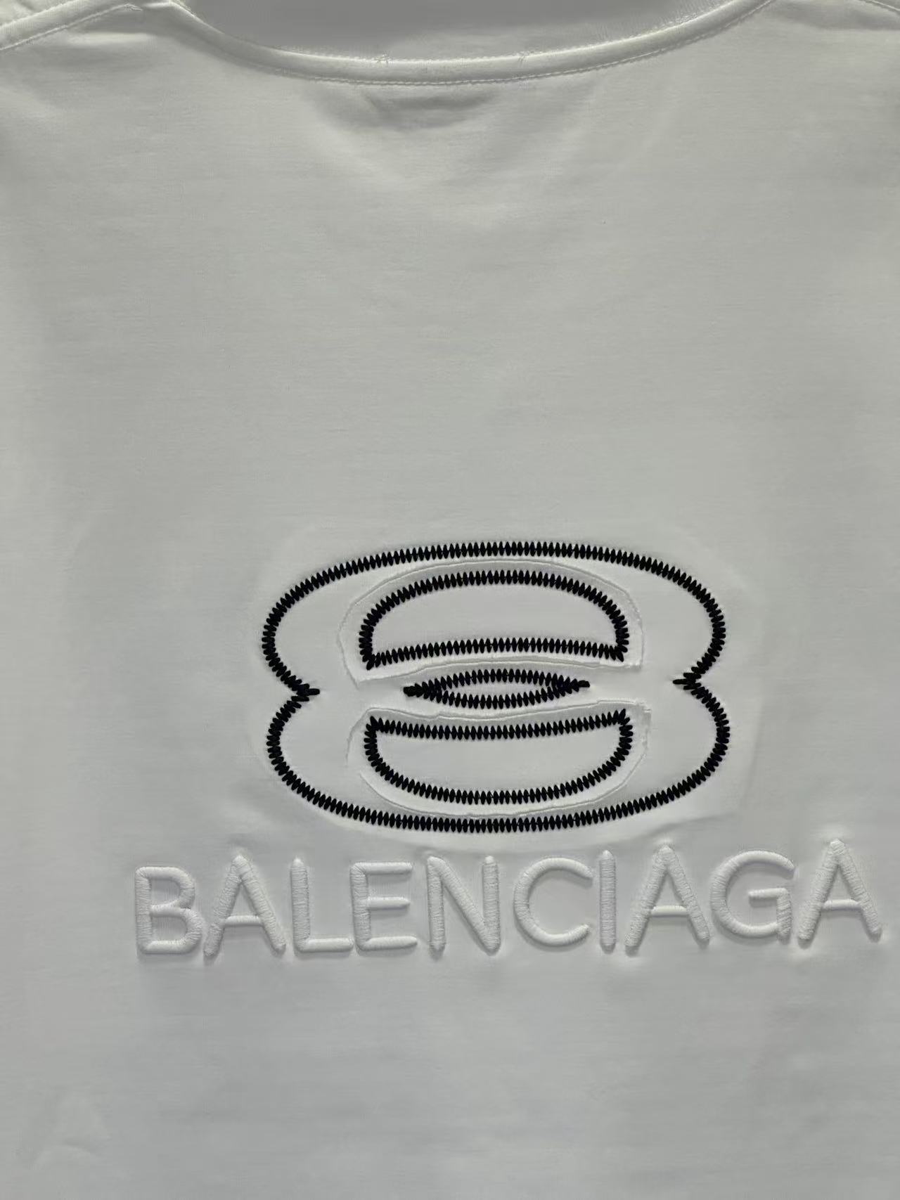Balenciaga L26708 Style 1 T-Shirt