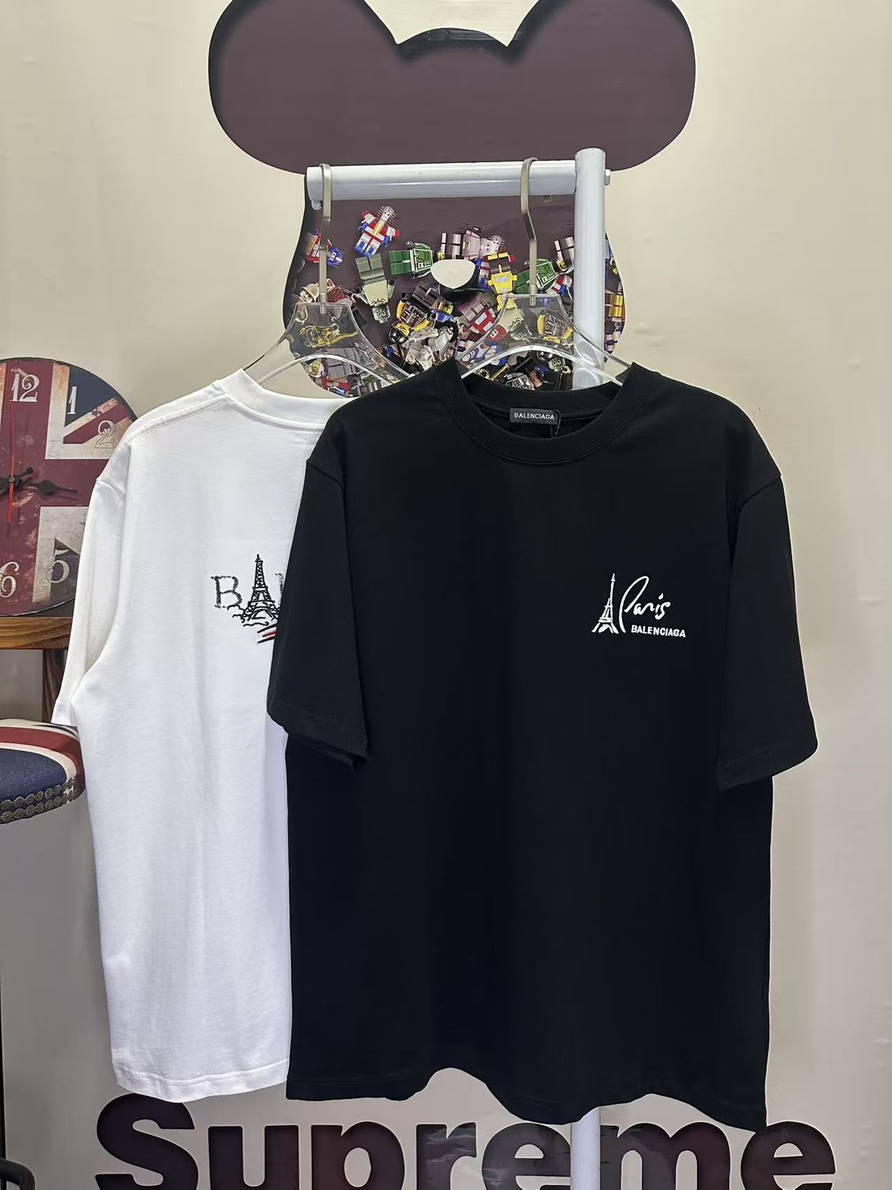 Balenciaga L26711 Style 1 T-Shirt