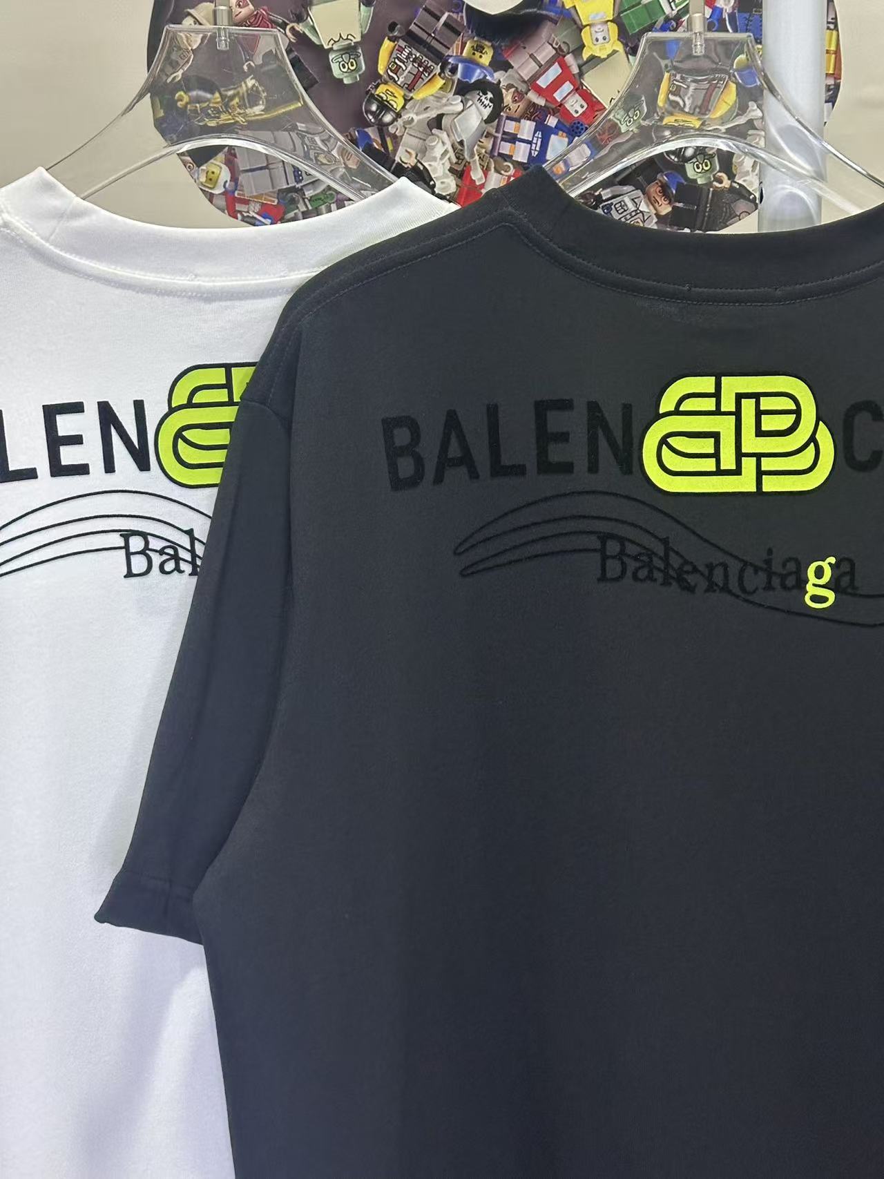 Balenciaga L26712 Style 1 T-Shirt