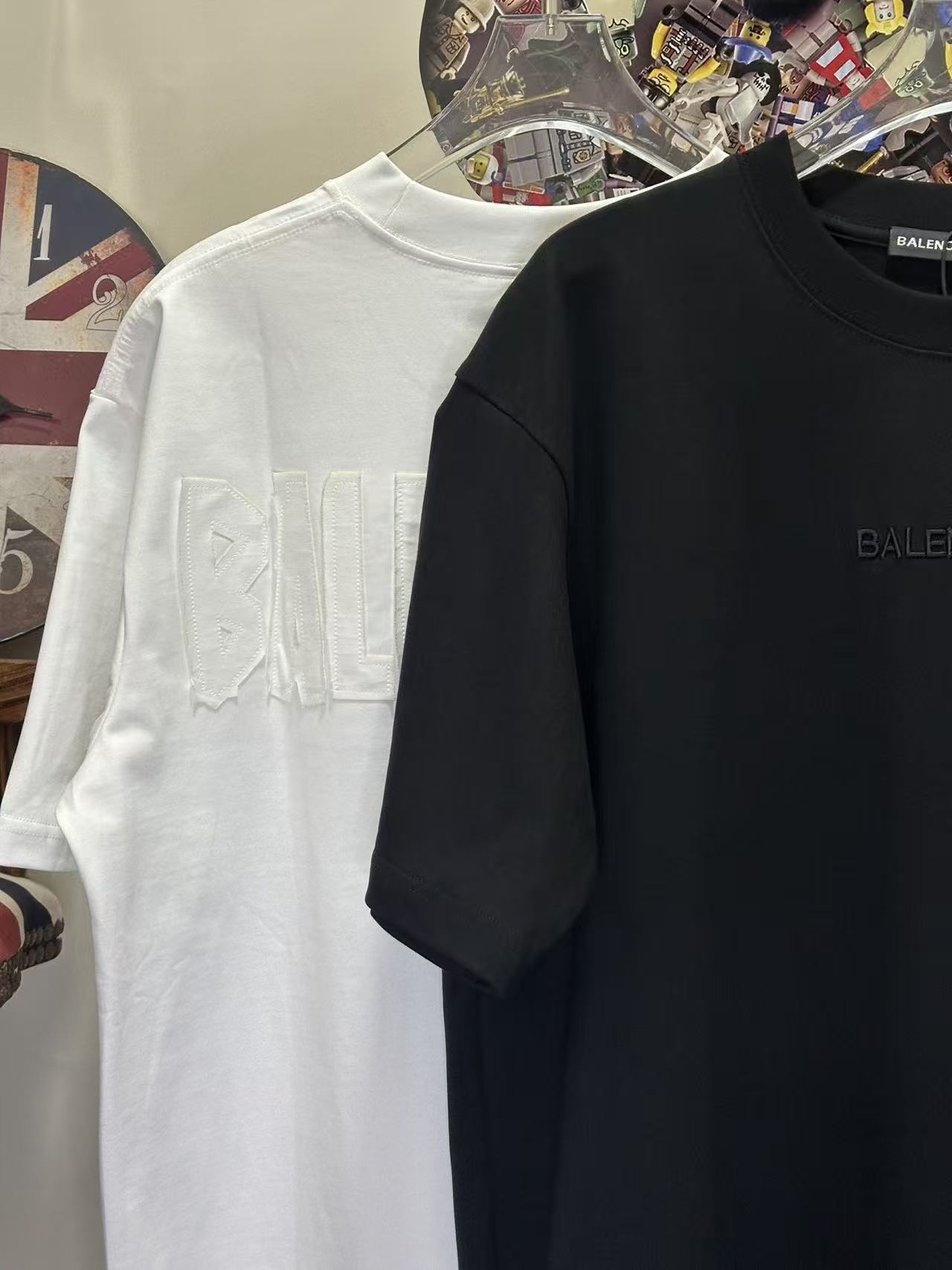 Balenciaga L26730 Style 1 T-Shirt