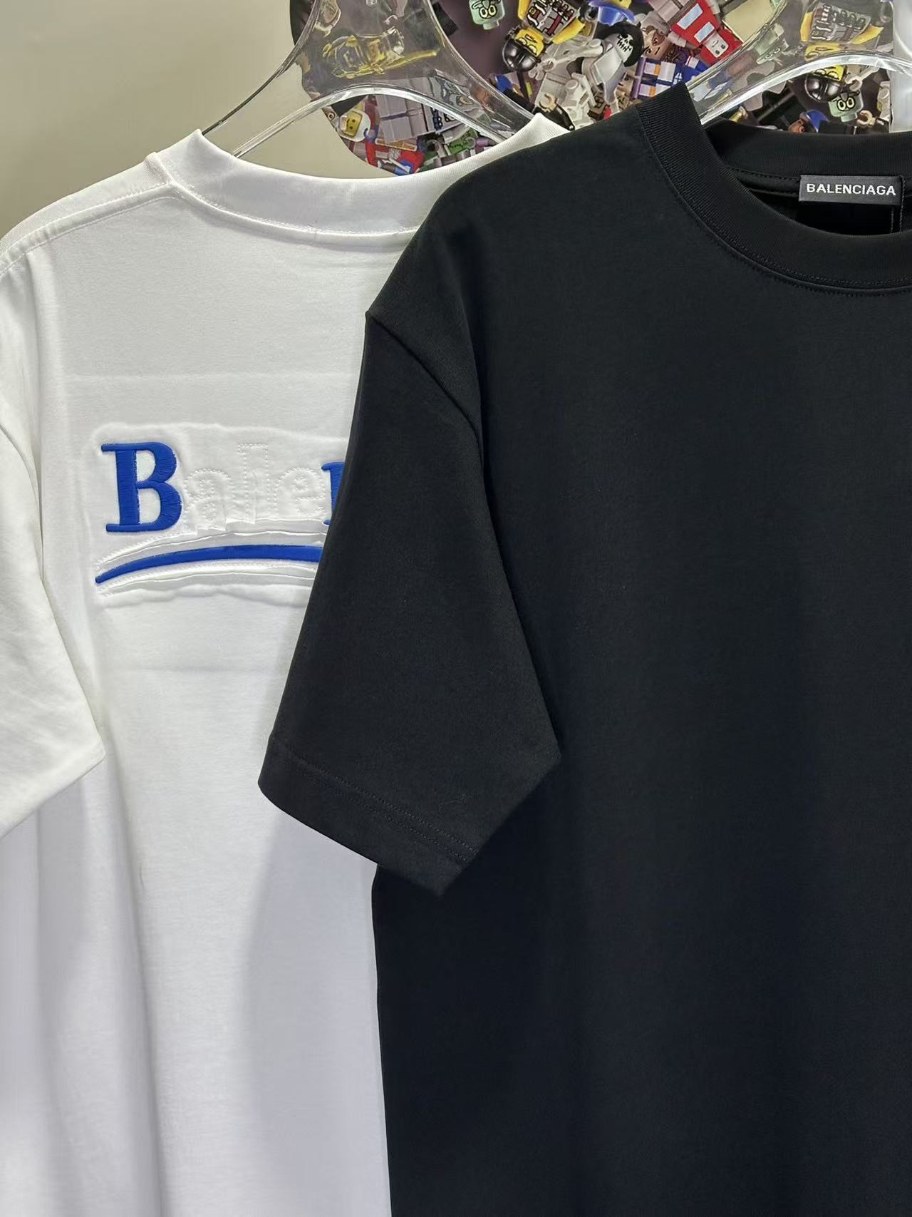 Balenciaga L26740 Style 1 T-Shirt