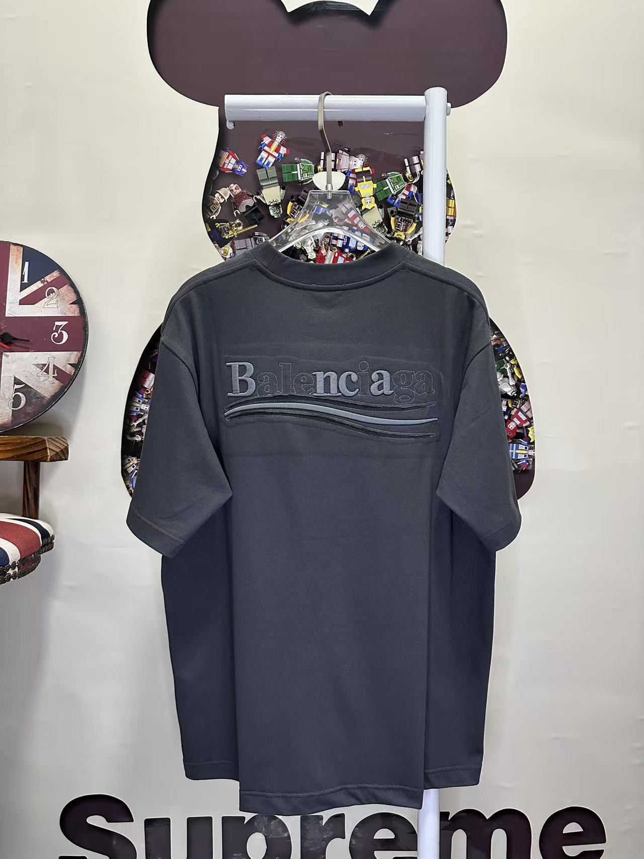 Balenciaga L26740 Style 2 T-Shirt
