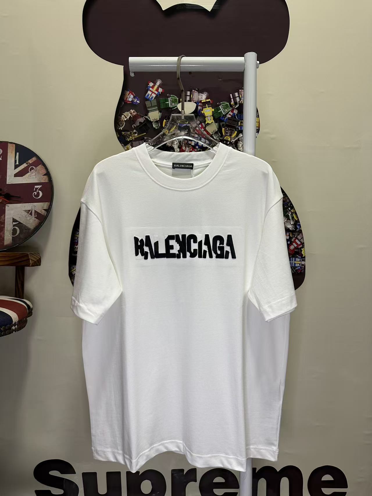 Balenciaga L26863 Style 2 T-Shirt