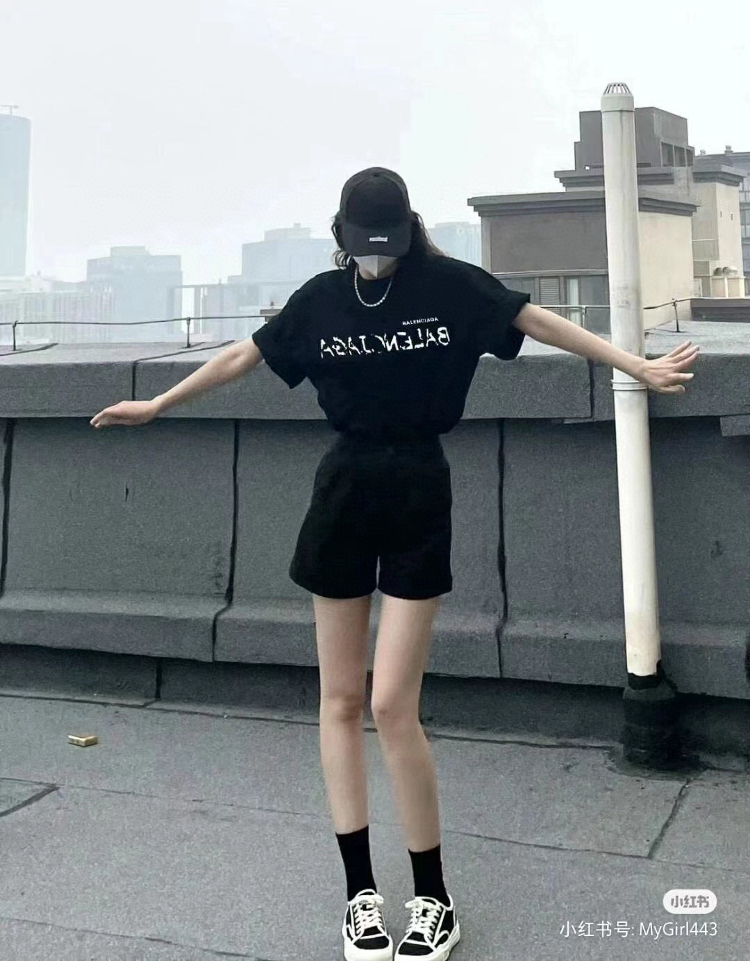 Balenciaga Letter Front and Back Print Short Sleeve T-Shirt Style 1